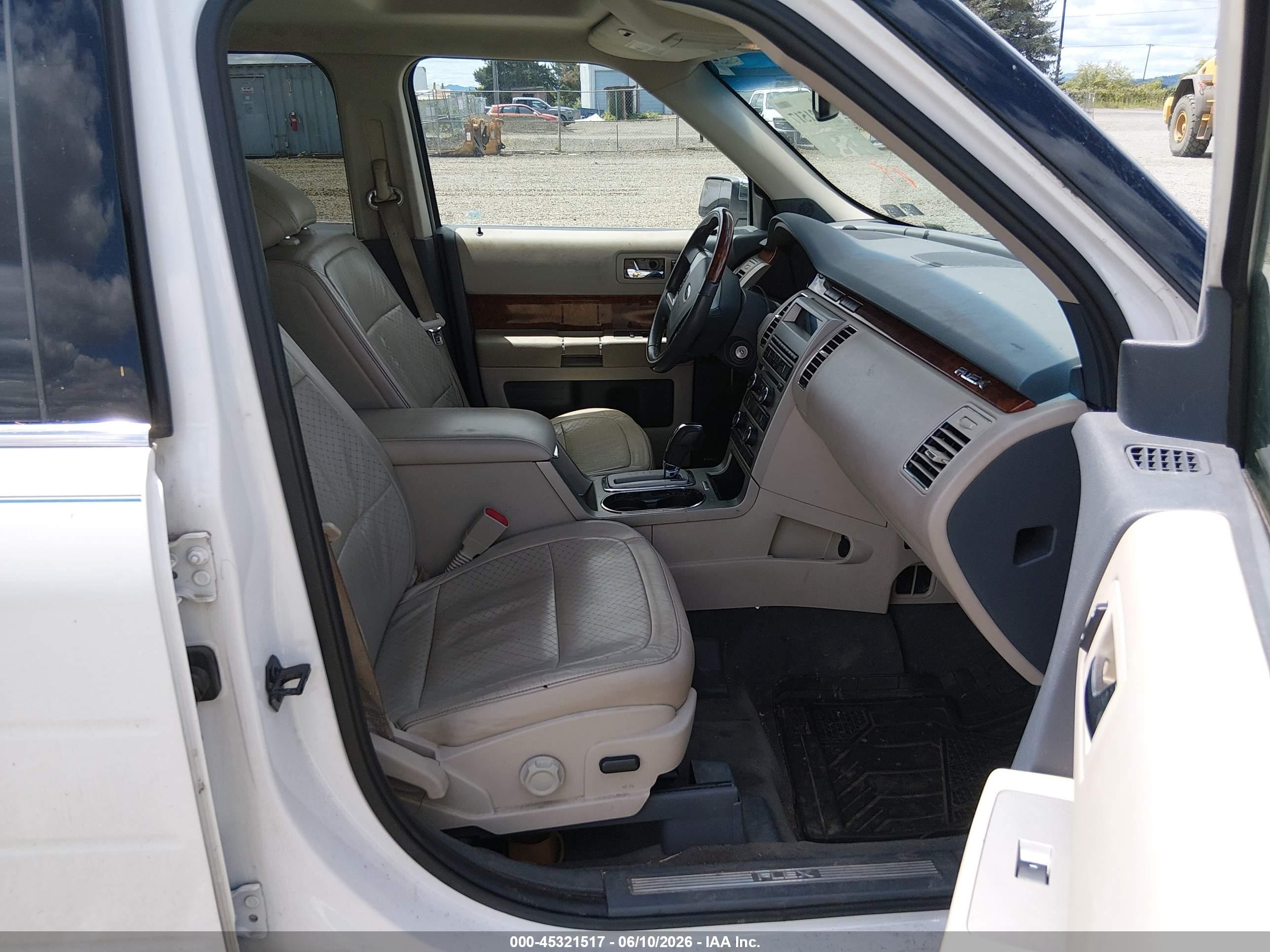 2009 Ford Flex Limited White vin: 2FMEK63C59BA48688