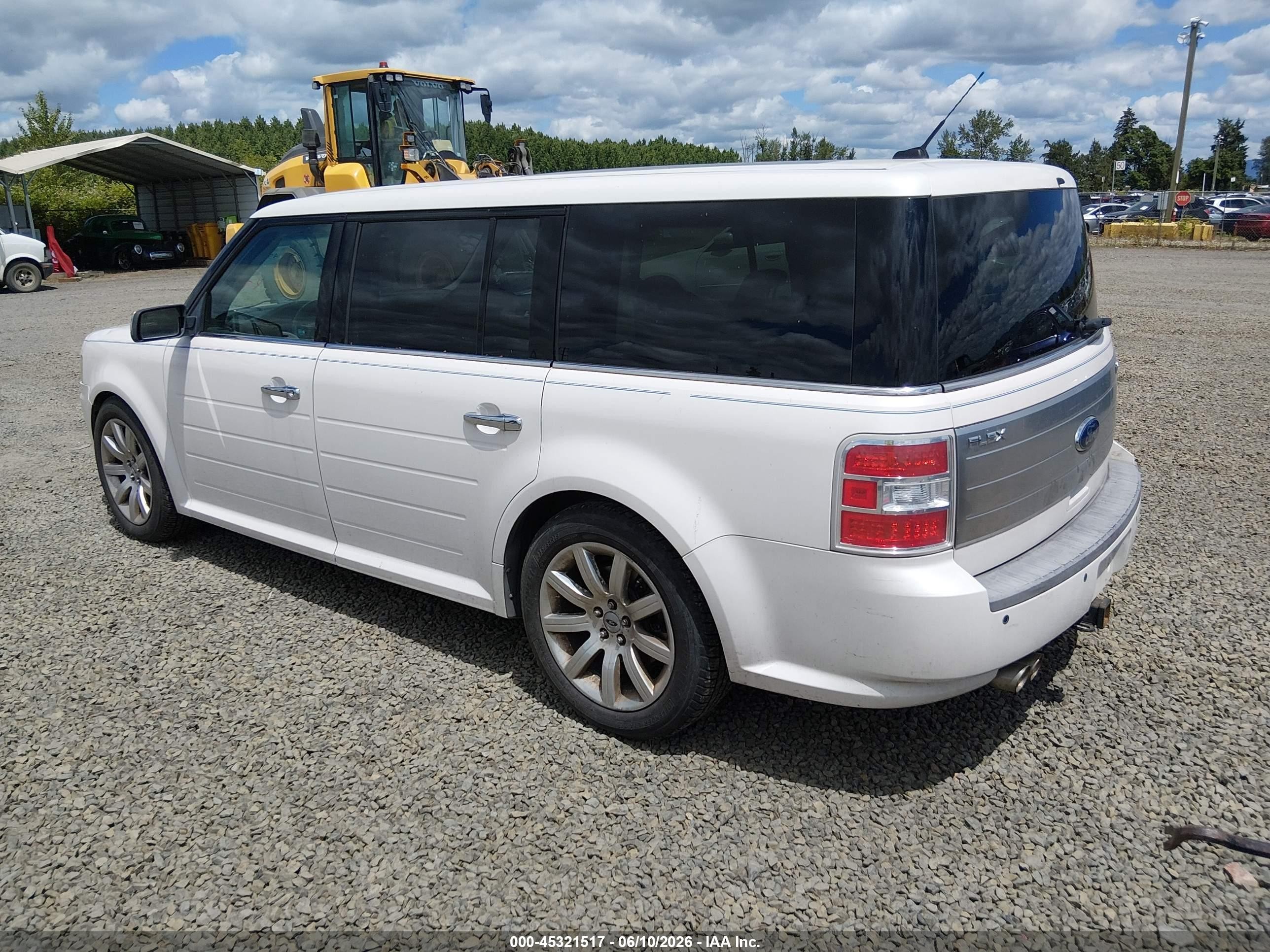 2009 Ford Flex Limited White vin: 2FMEK63C59BA48688