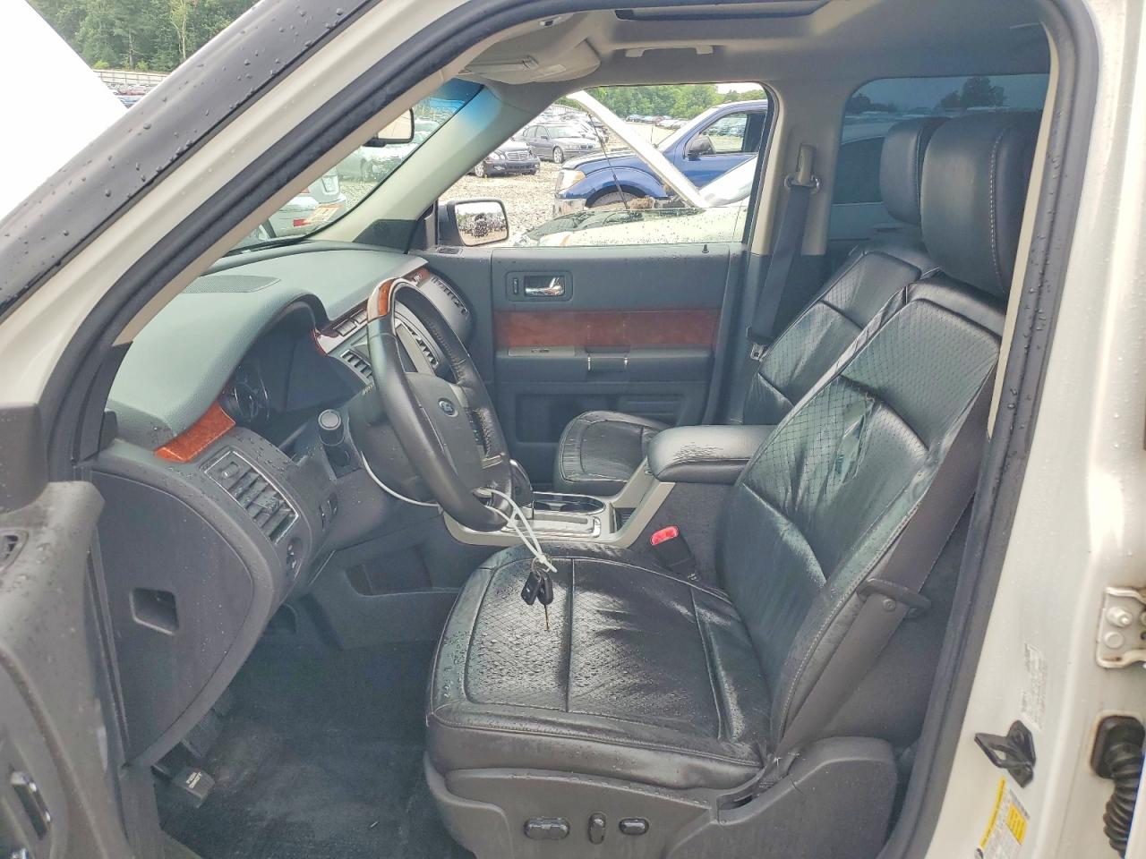 2009 Ford Flex Limited Белый vin: 2FMEK63C69BA12377