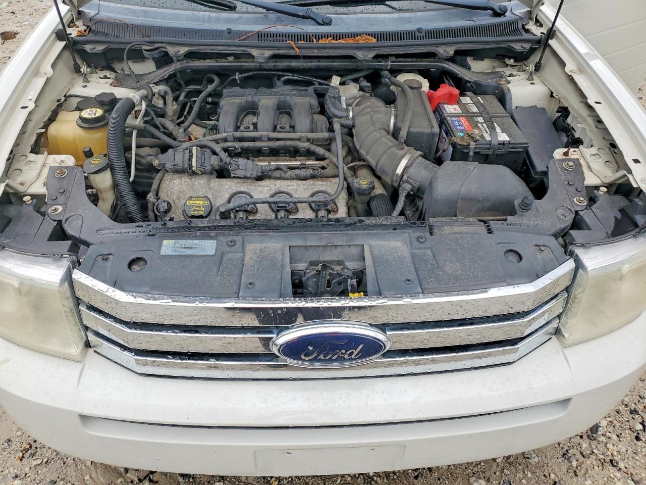 2009 Ford Flex Limited Белый vin: 2FMEK63C69BA12377