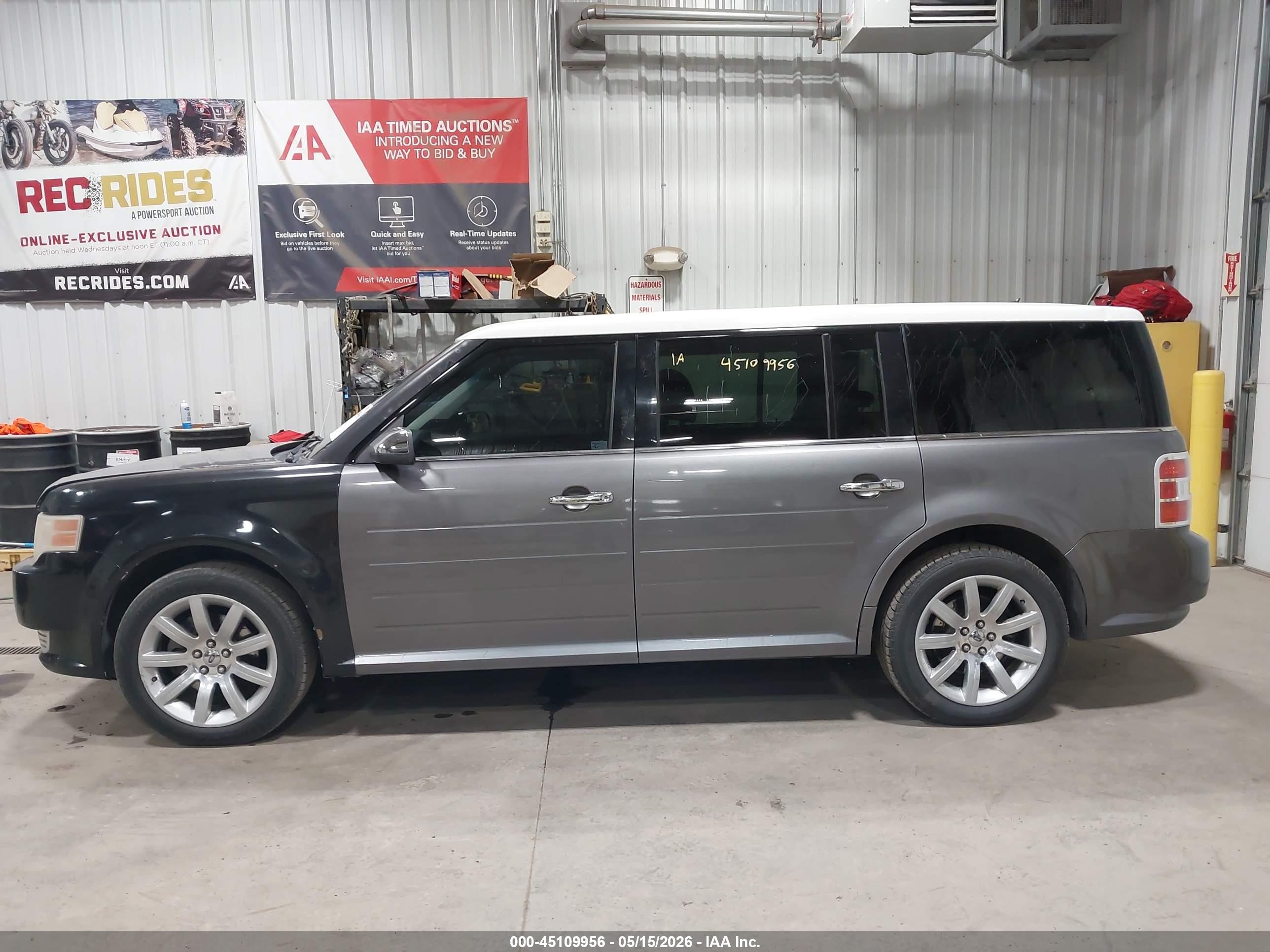 2009 Ford Flex Limited Gray vin: 2FMEK63C89BA36082