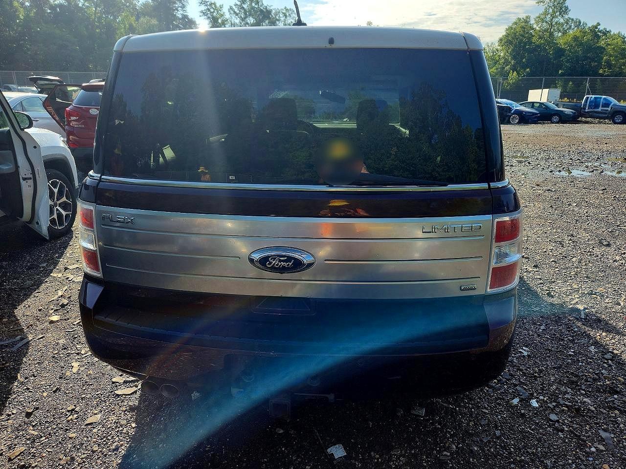 2009 Ford Flex Limited Burgundy vin: 2FMEK63C99BA20098