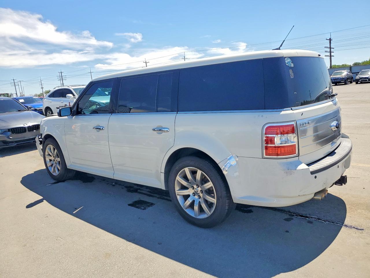 2009 Ford Flex Limited White vin: 2FMEK63C99BA50489