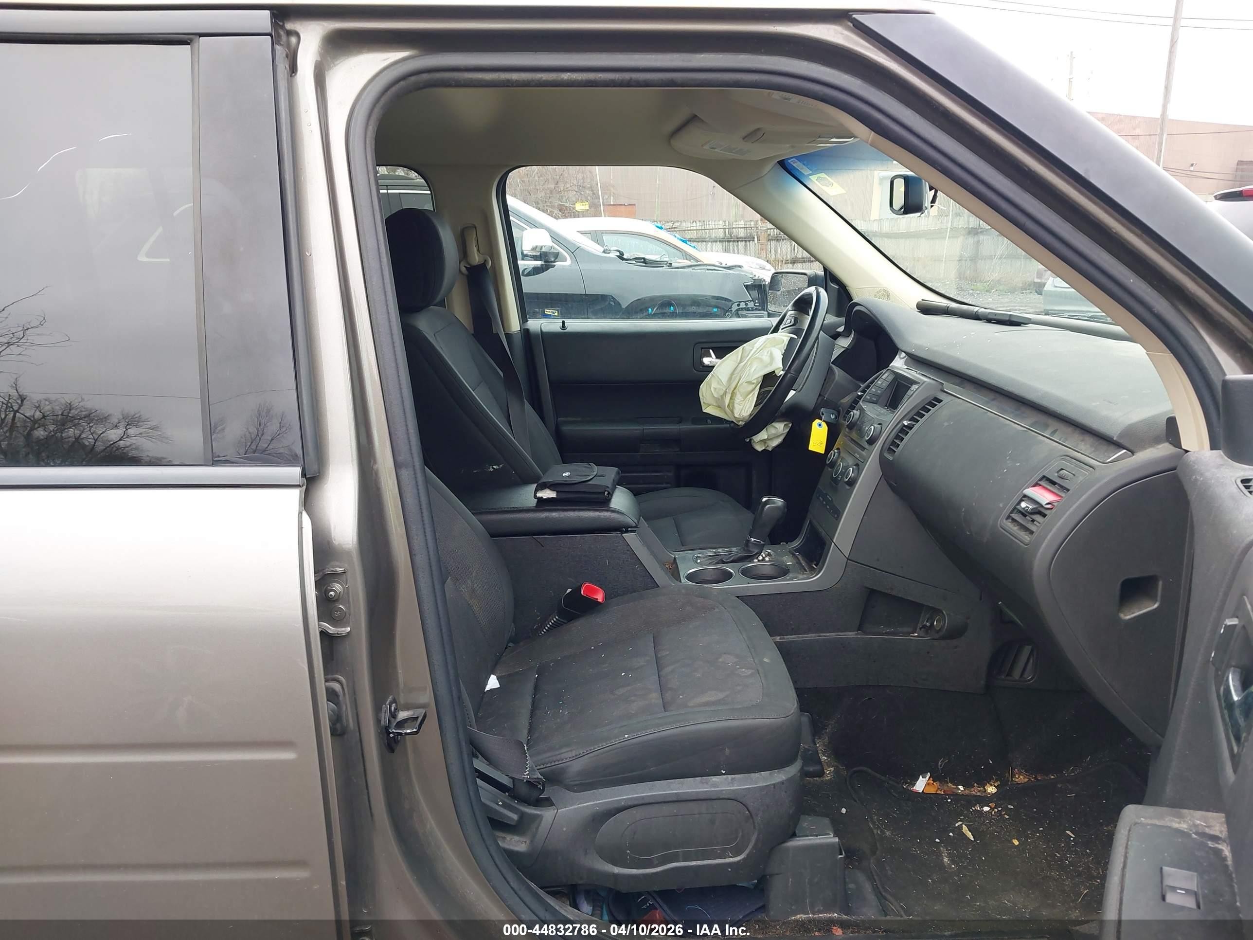 2013 Ford Flex Se Pewter vin: 2FMGK5B80DBD21870