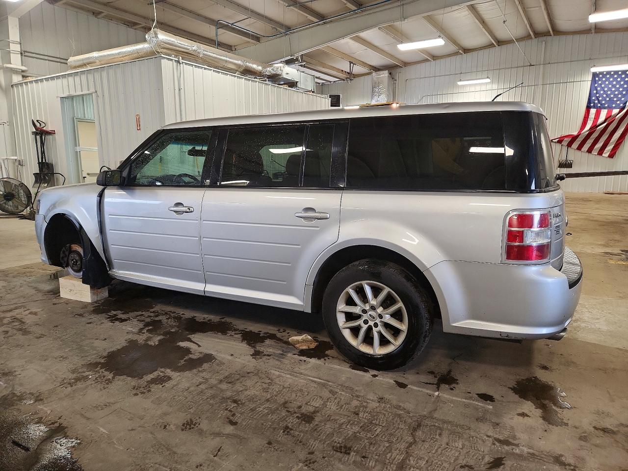 2014 Ford Flex Se Silver vin: 2FMGK5B80EBD02317