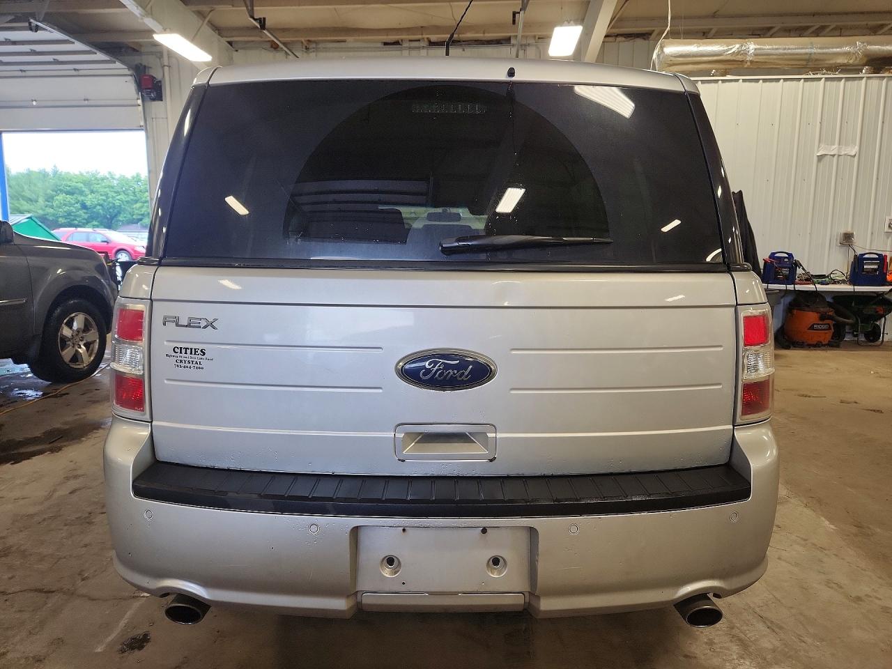2014 Ford Flex Se Silver vin: 2FMGK5B80EBD02317
