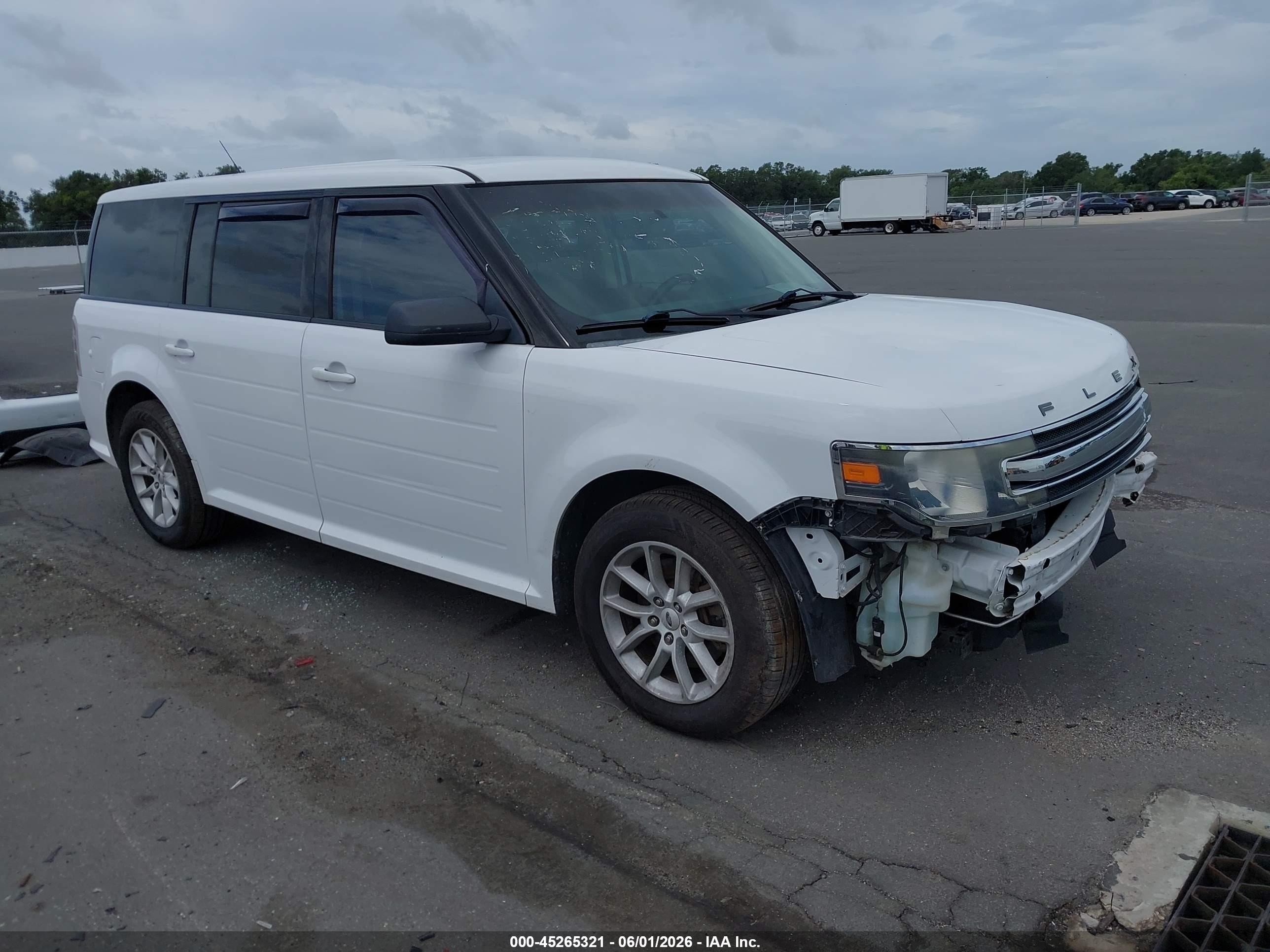 2014 Ford Flex Se White vin: 2FMGK5B80EBD34054