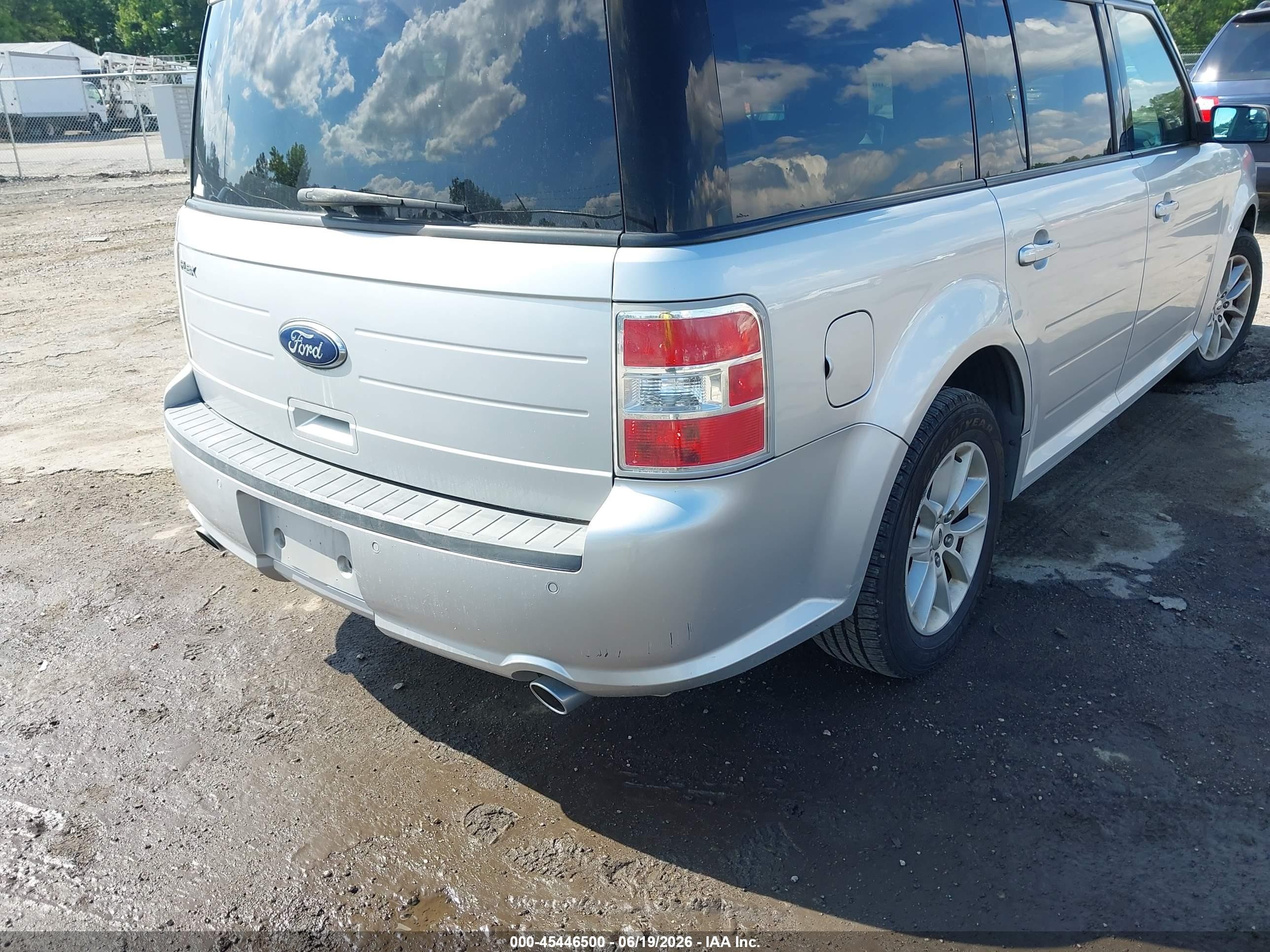 2014 Ford Flex Se Silver vin: 2FMGK5B82EBD42608