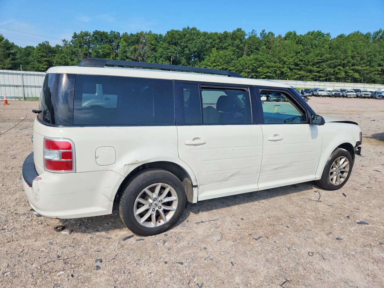 2015 Ford Flex Se Белый vin: 2FMGK5B82FBA22612