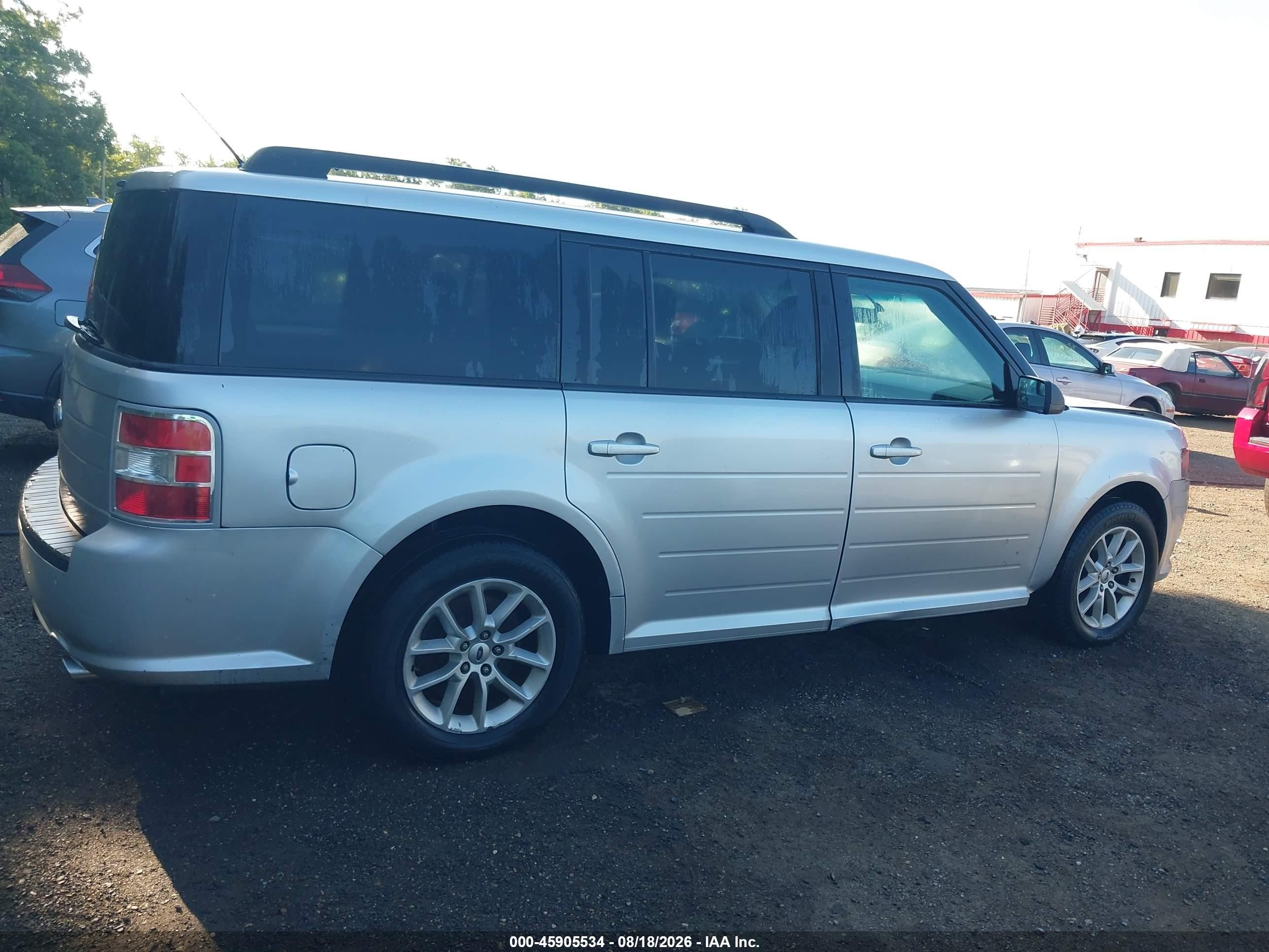 2014 Ford Flex Se Silver vin: 2FMGK5B83EBD41158