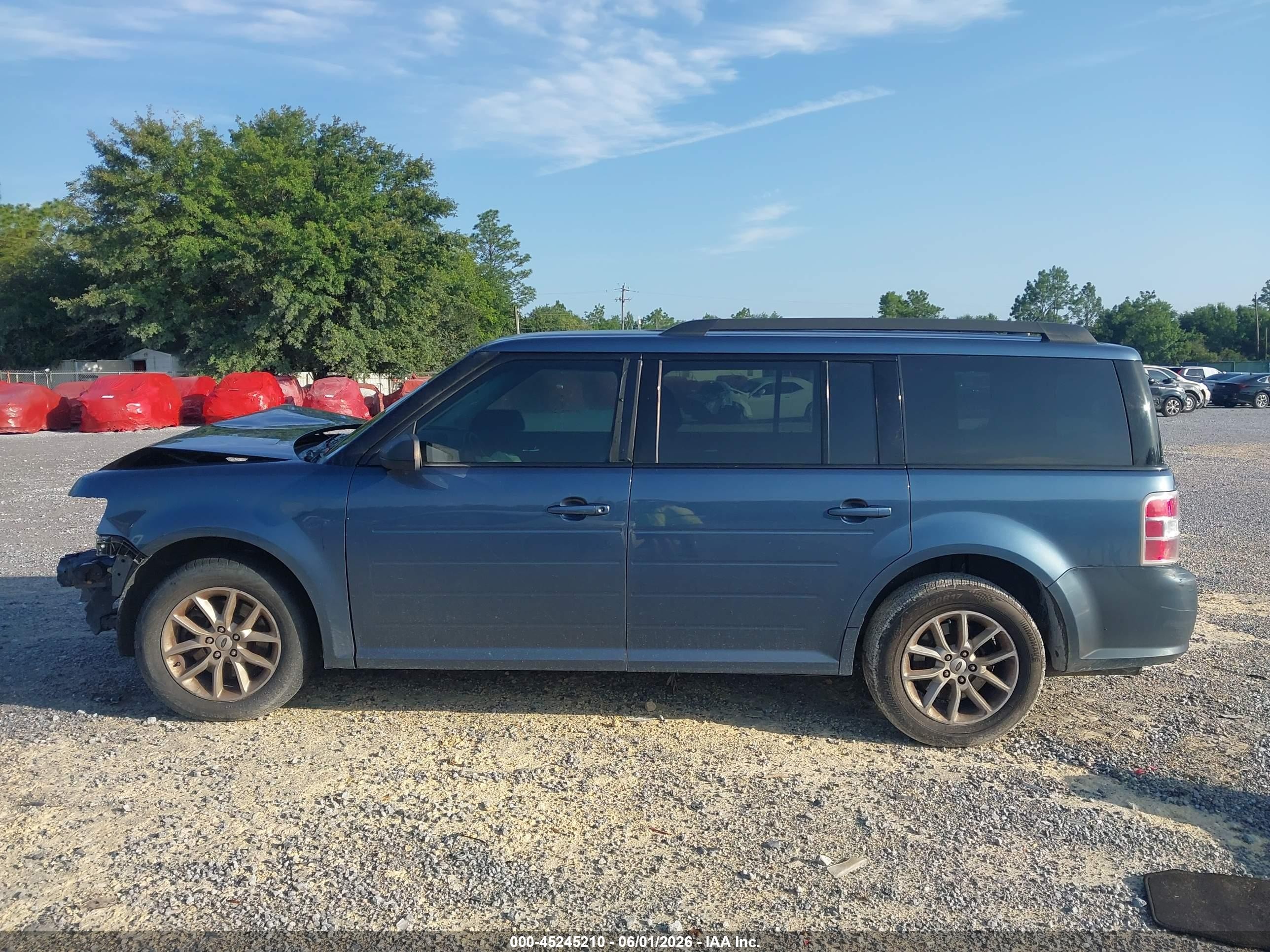 2019 Ford Flex Se Blue vin: 2FMGK5B83KBA32592