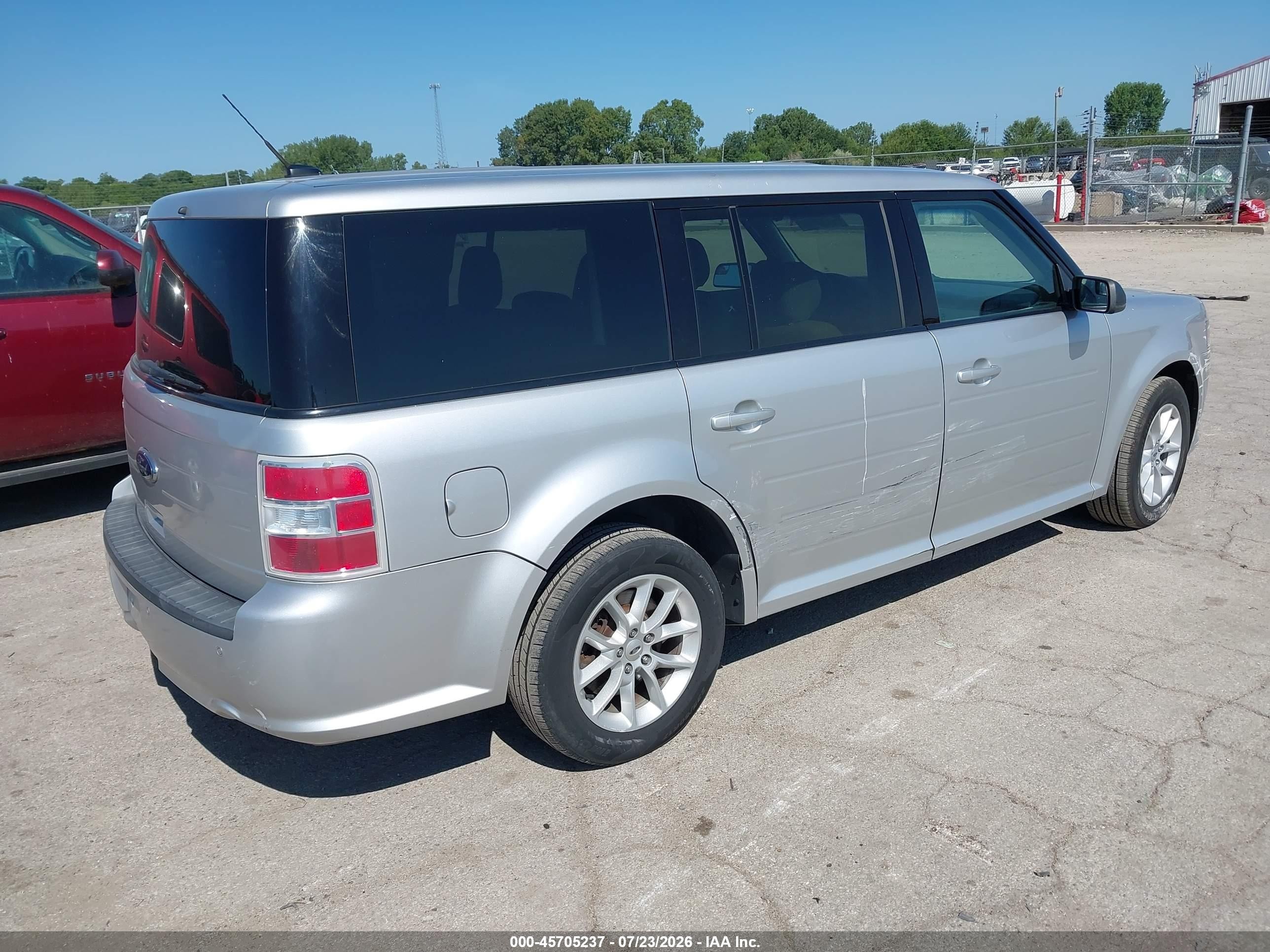 2013 Ford Flex Se Silver vin: 2FMGK5B84DBD21841