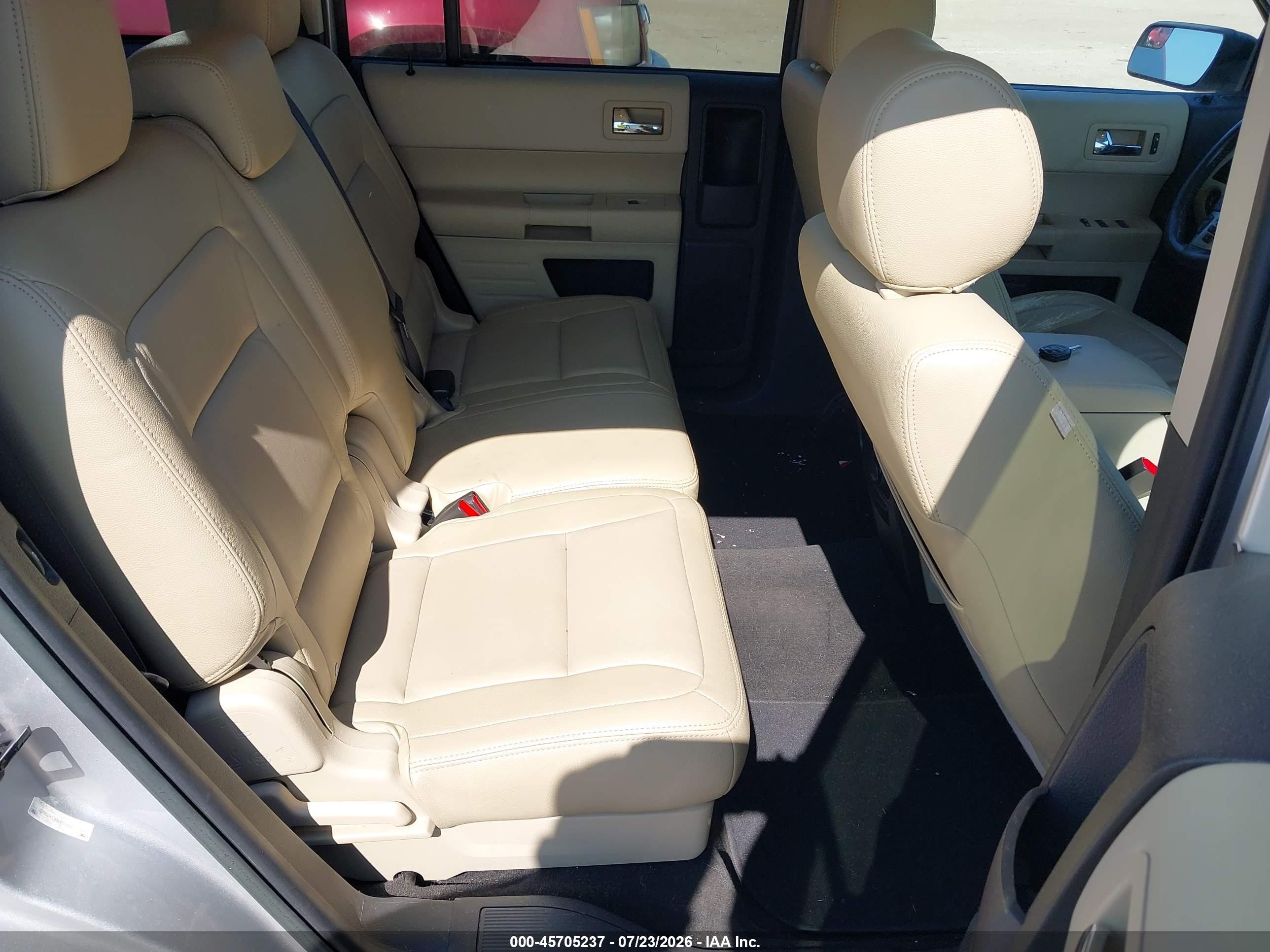 2013 Ford Flex Se Silver vin: 2FMGK5B84DBD21841