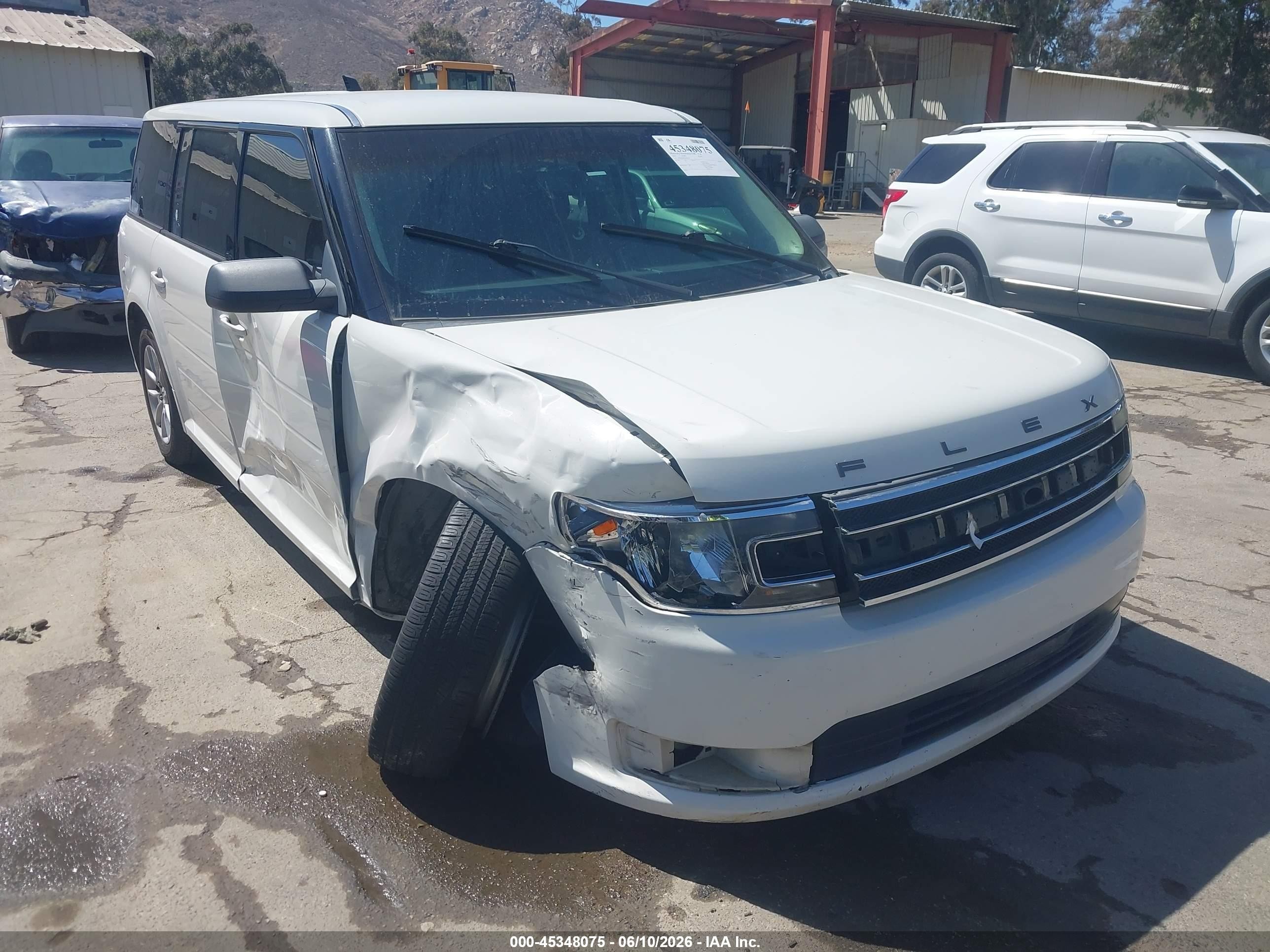 2014 Ford Flex Se White vin: 2FMGK5B85EBD06136