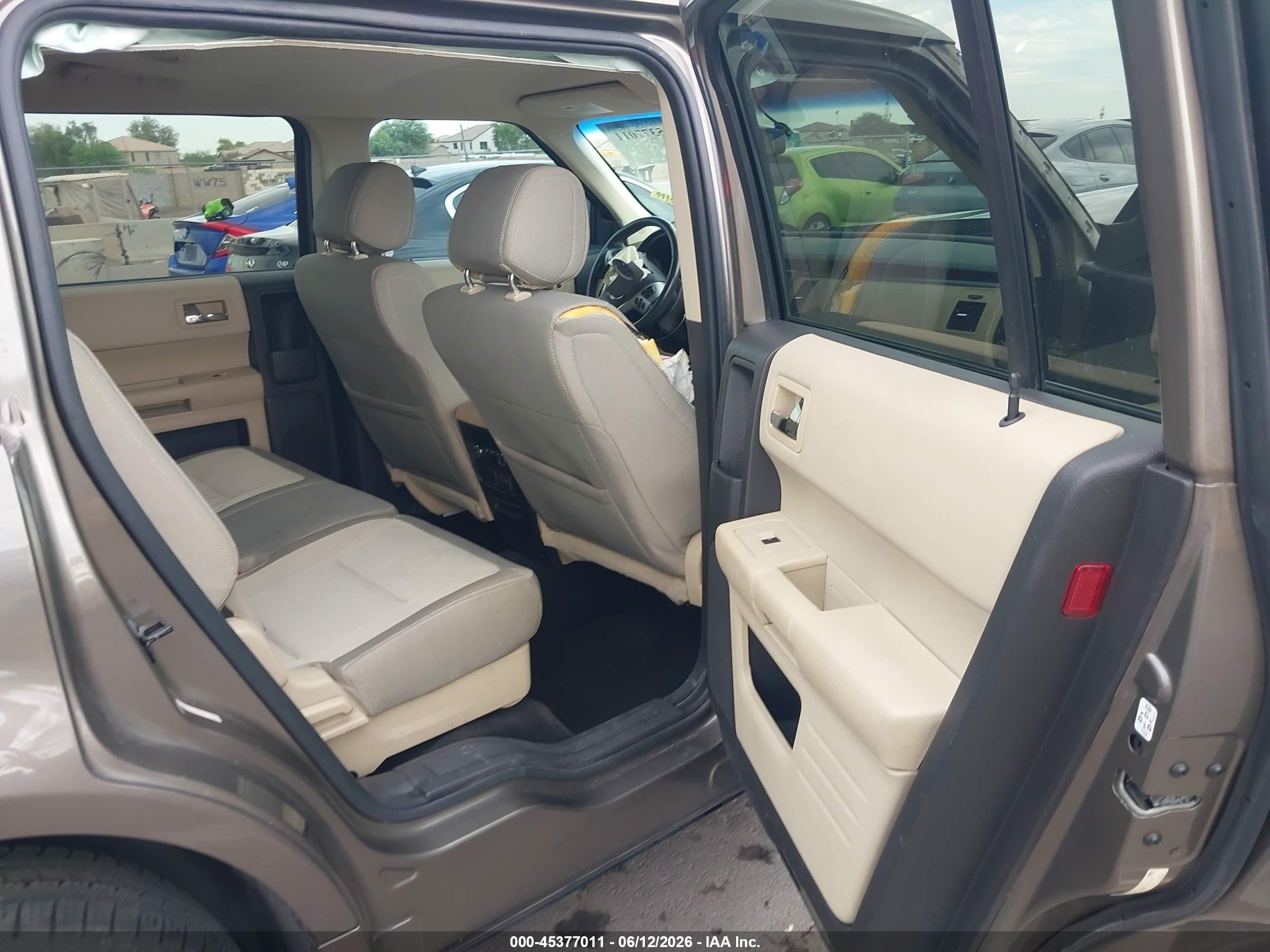 2013 Ford Flex Se Серый vin: 2FMGK5B86DBD19928