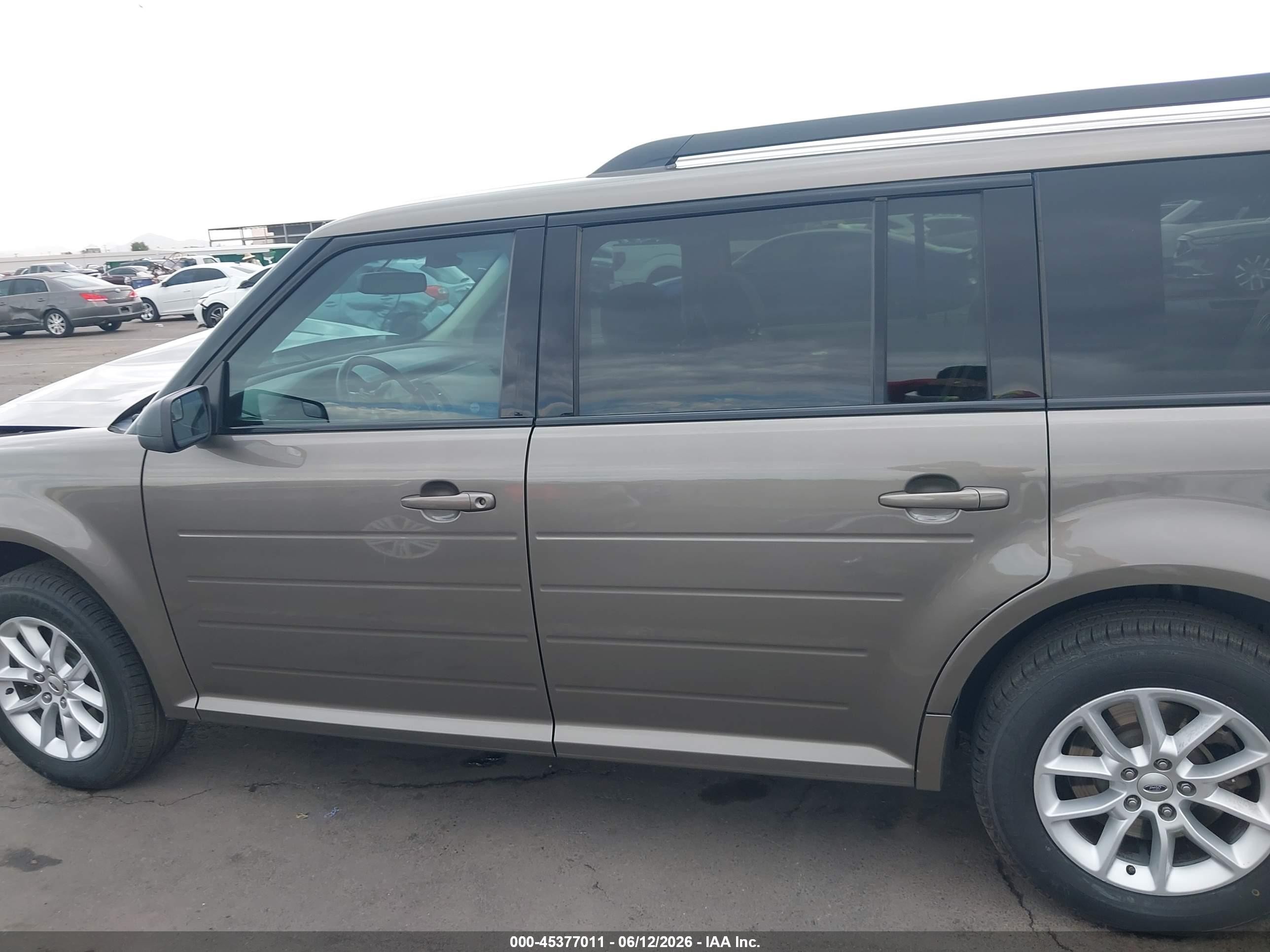2013 Ford Flex Se Серый vin: 2FMGK5B86DBD19928