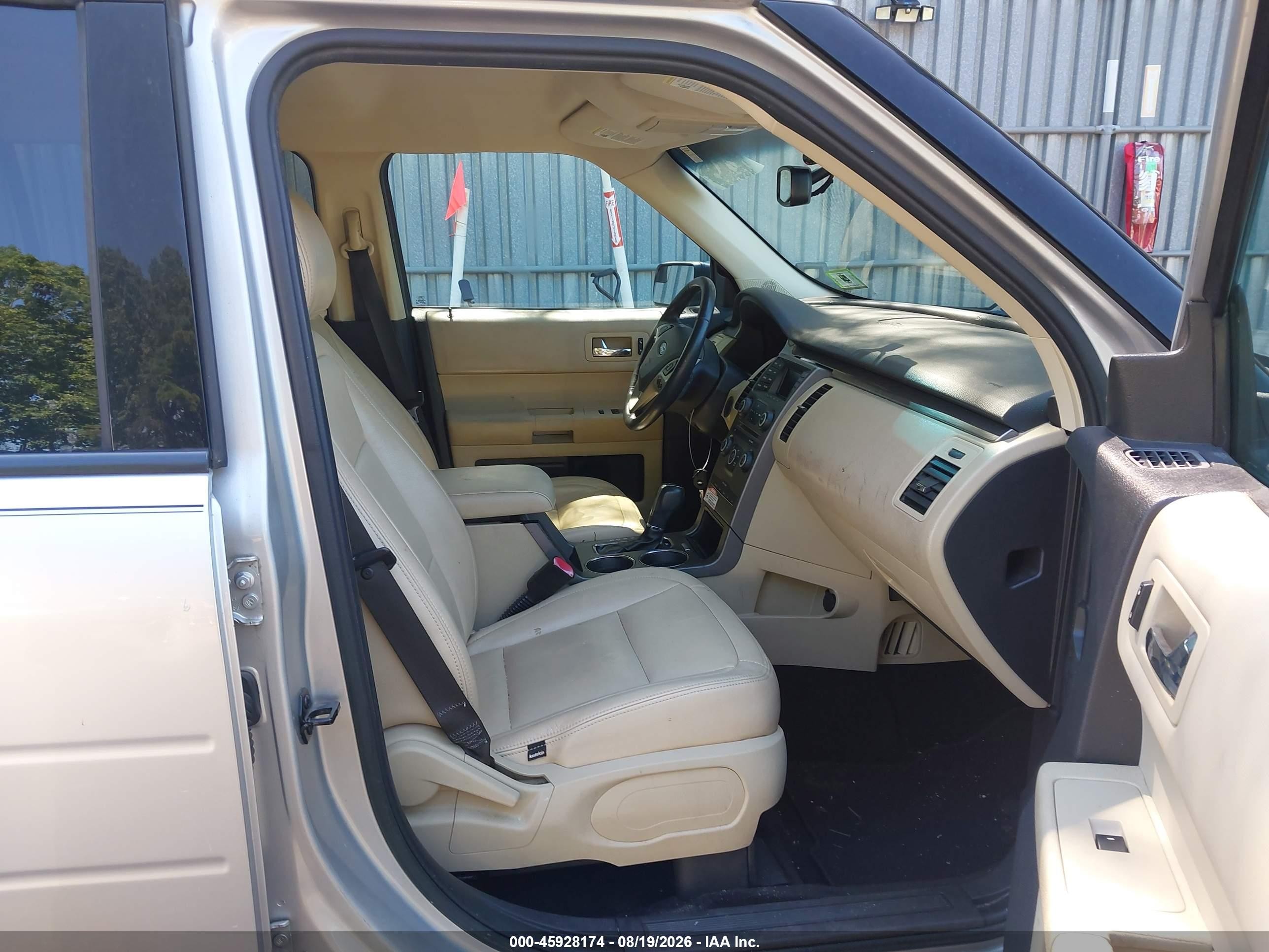 2014 Ford Flex Se Silver vin: 2FMGK5B86EBD34883