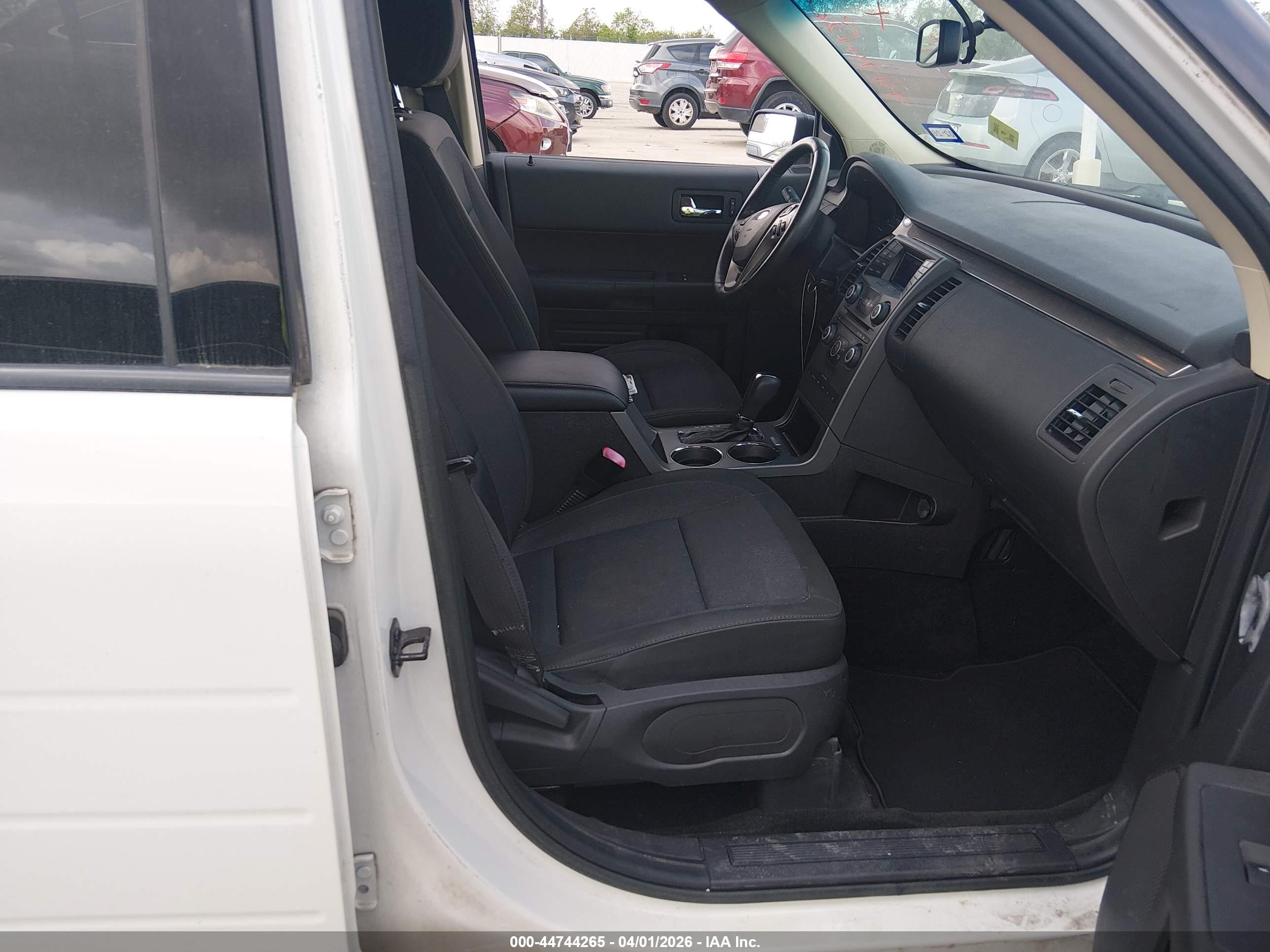 2014 Ford Flex Se White vin: 2FMGK5B87EBD14156