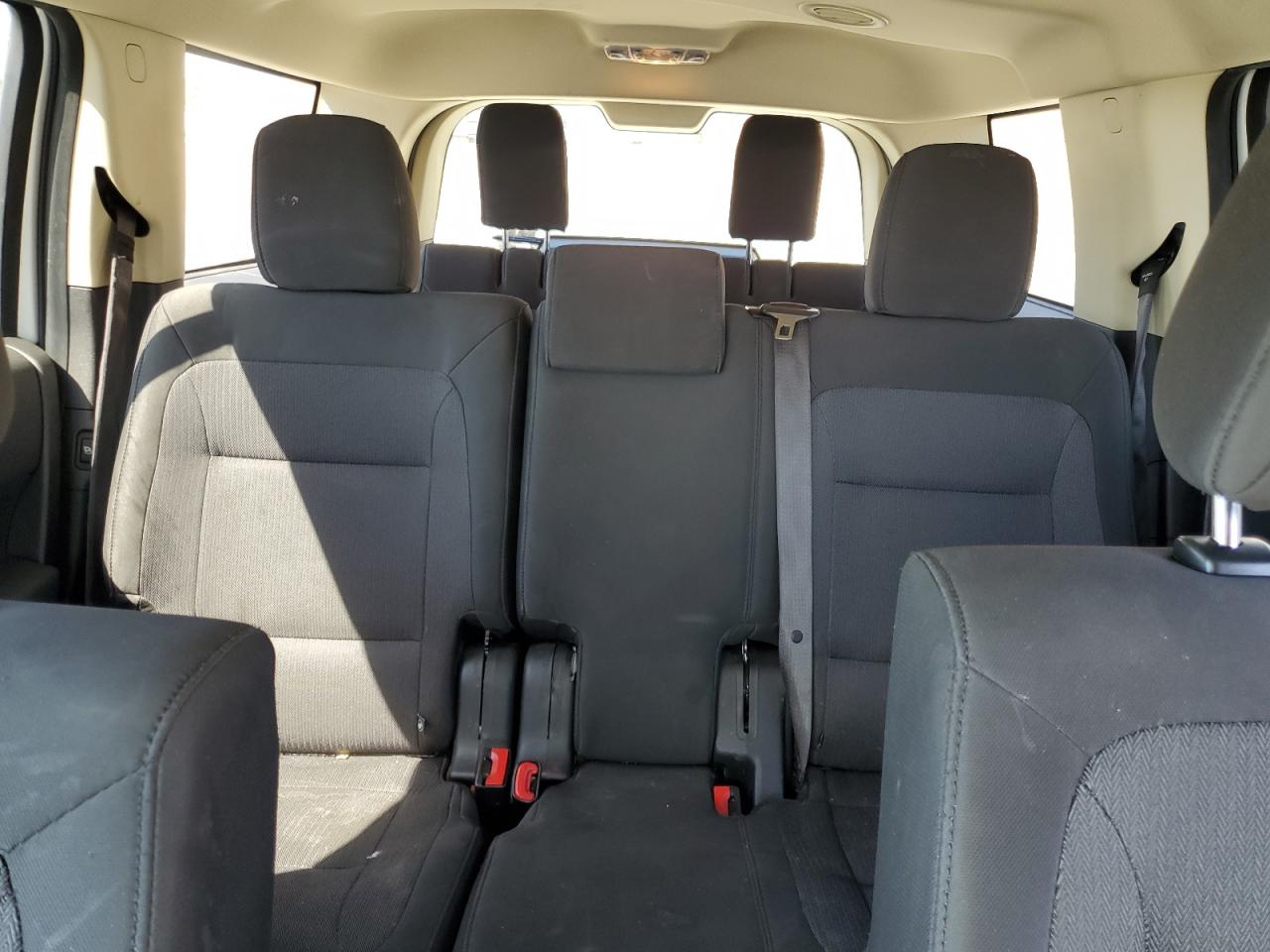 2018 Ford Flex Se White vin: 2FMGK5B87JBA04244