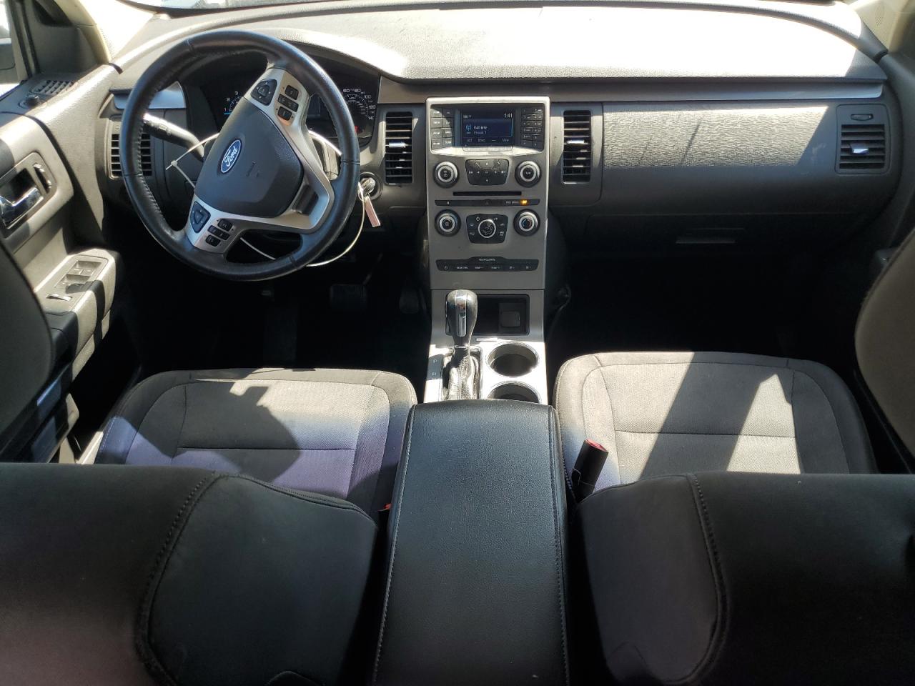 2018 Ford Flex Se White vin: 2FMGK5B87JBA04244