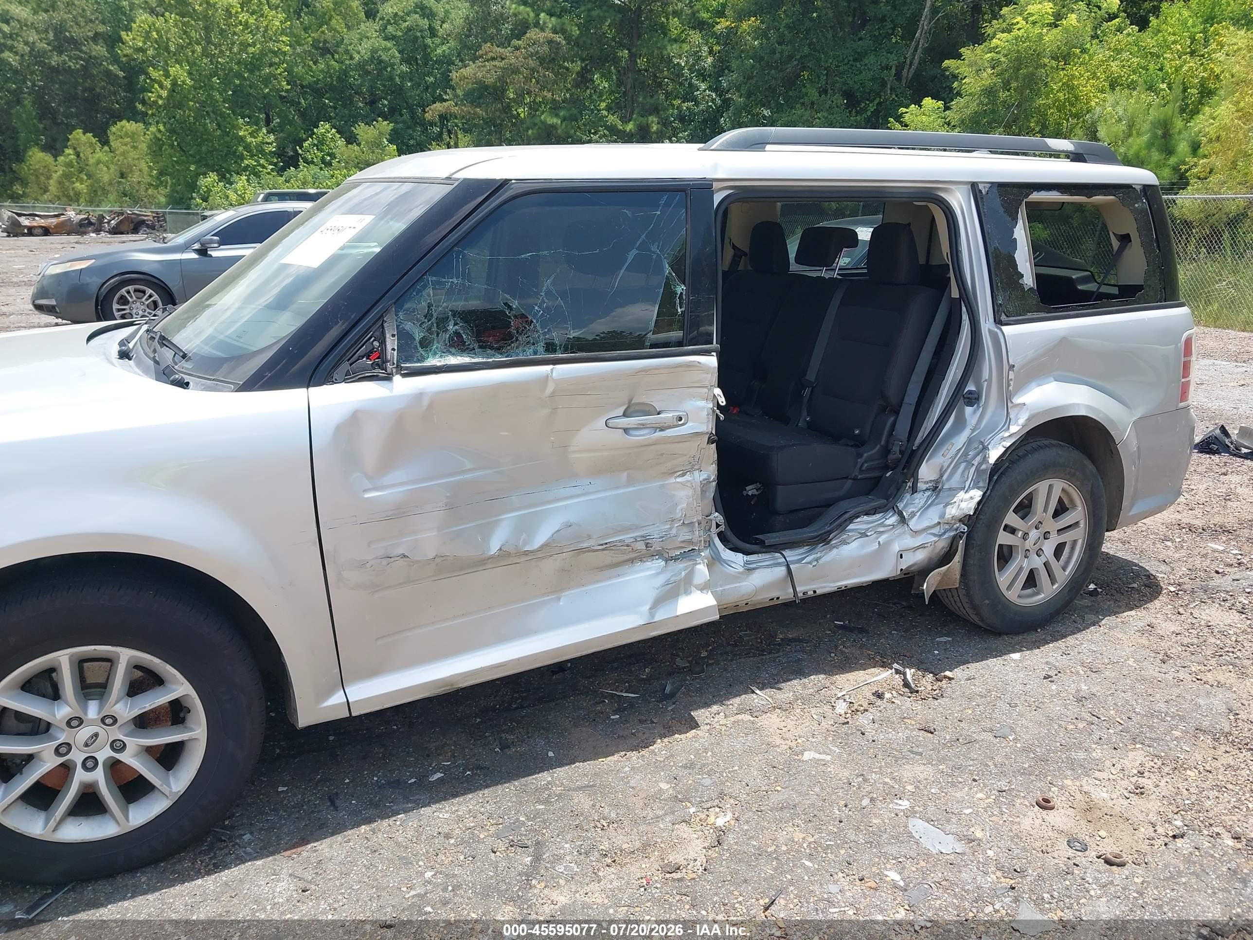 2015 Ford Flex Se Silver vin: 2FMGK5B89FBA11140