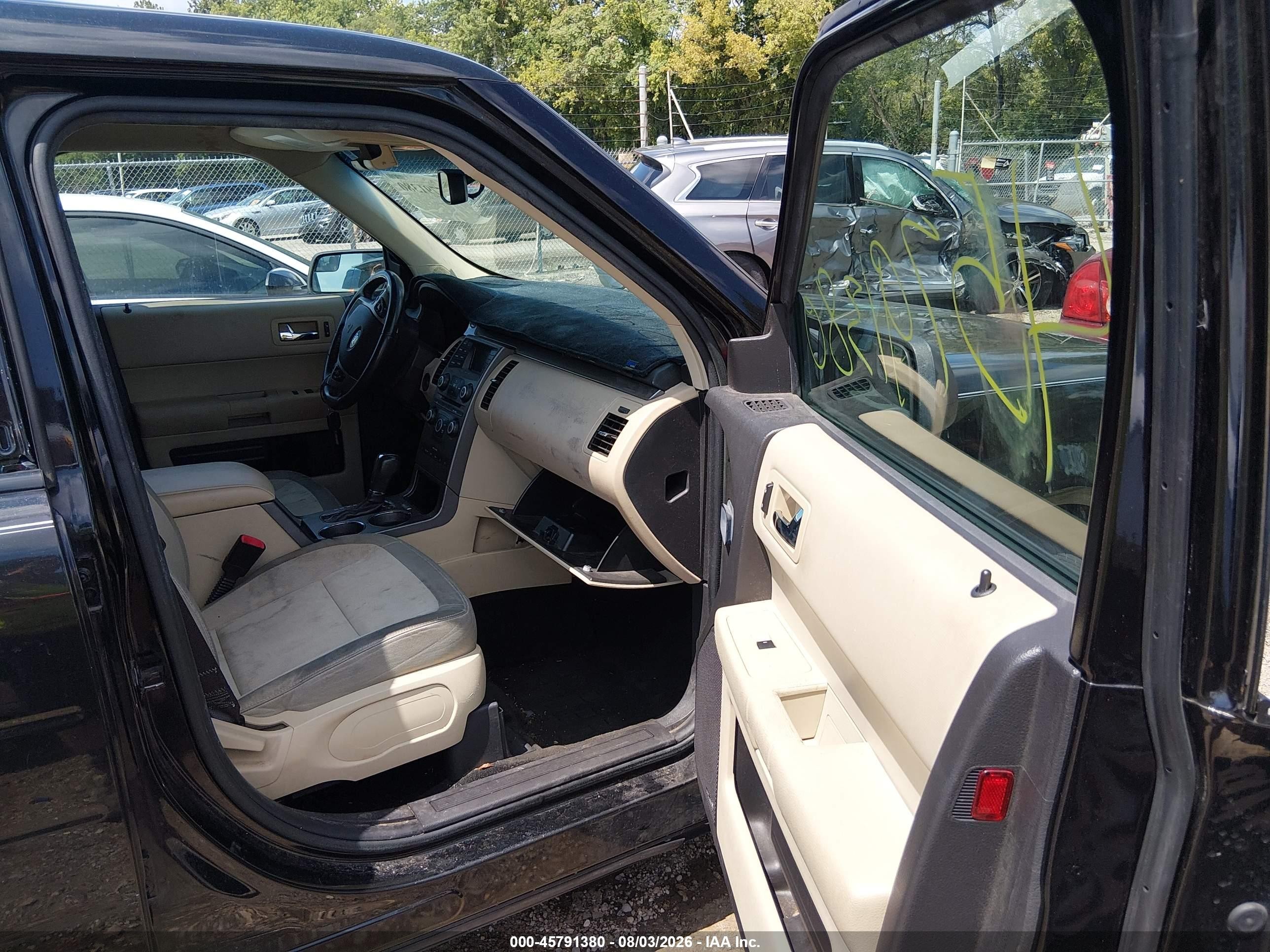 2014 Ford Flex Se Black vin: 2FMGK5B8XEBD07542