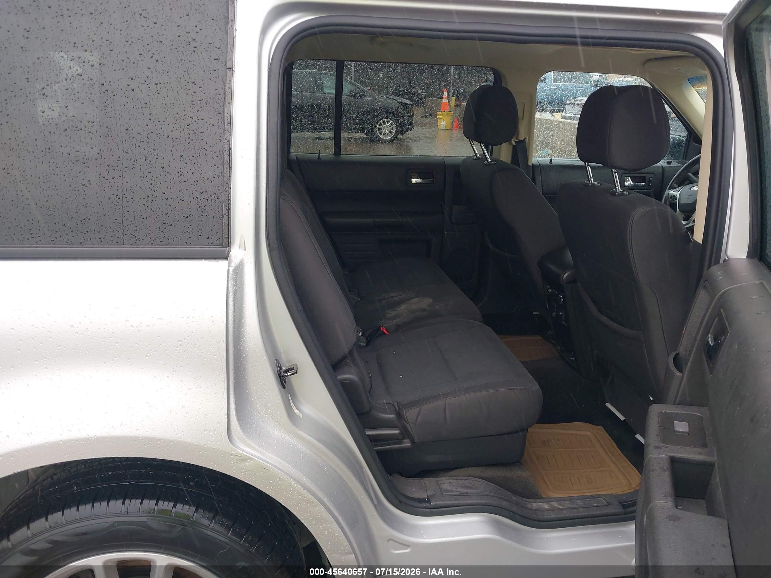 2014 Ford Flex Se Silver vin: 2FMGK5B8XEBD28570