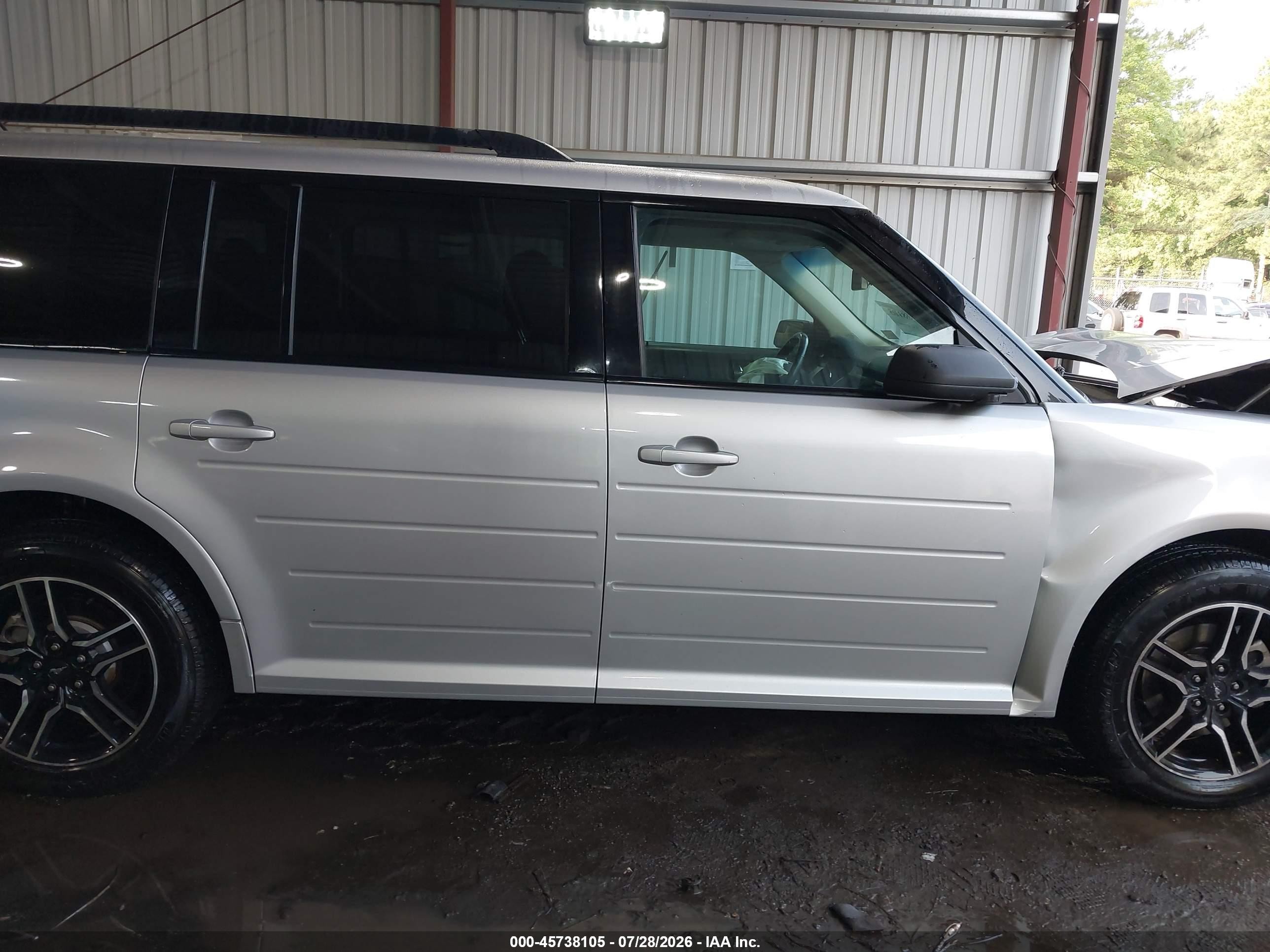 2017 Ford Flex Se Silver vin: 2FMGK5B8XHBA07682