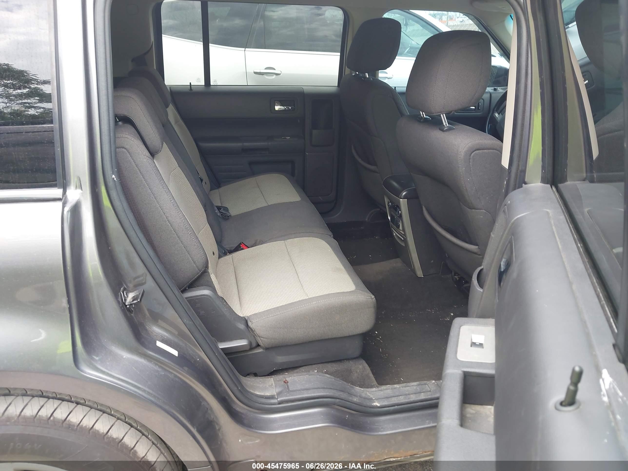2010 Ford Flex Se Серый vin: 2FMGK5BC2ABA81303