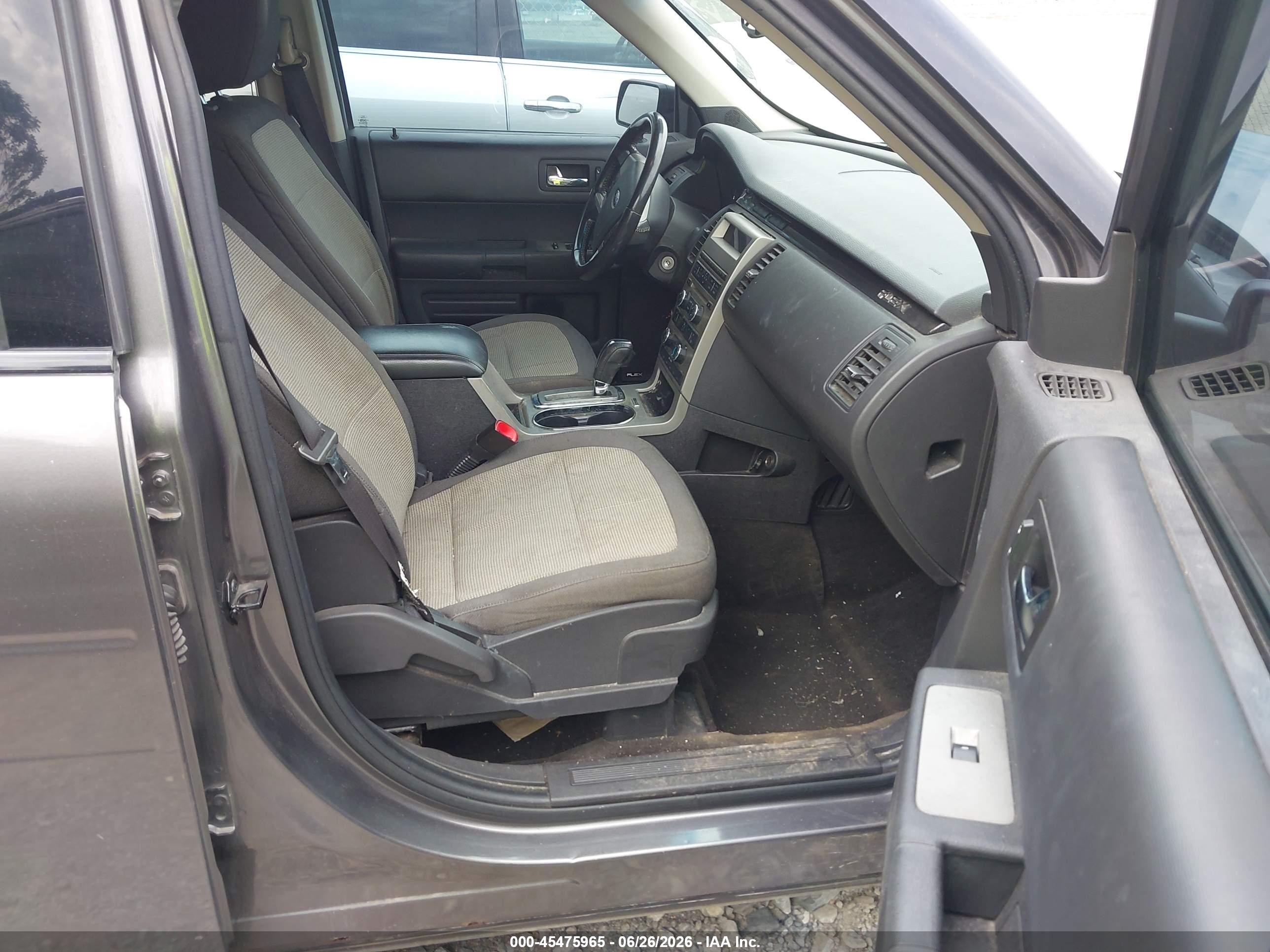 2010 Ford Flex Se Серый vin: 2FMGK5BC2ABA81303