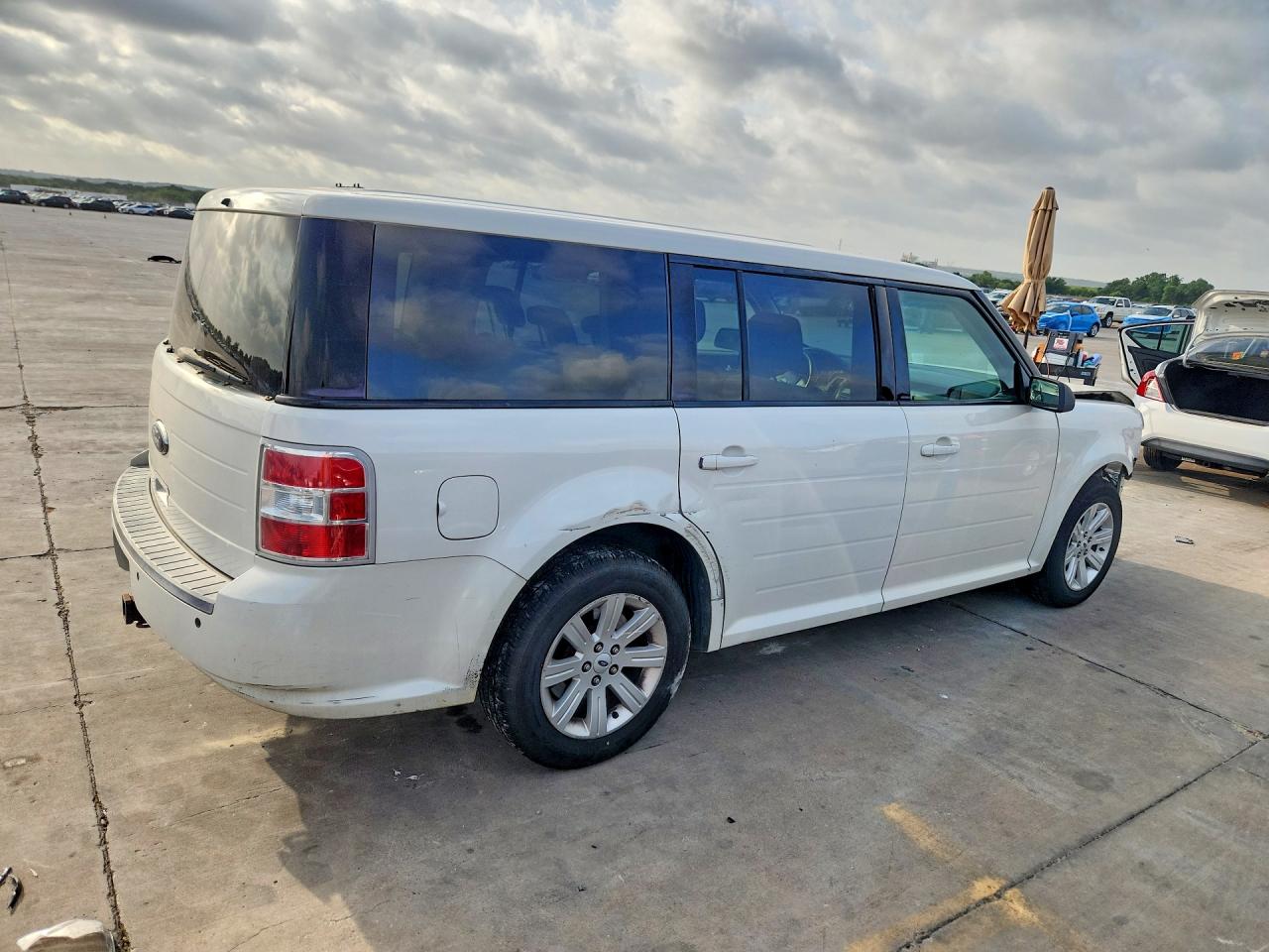 2011 Ford Flex Se Белый vin: 2FMGK5BC3BBD24442