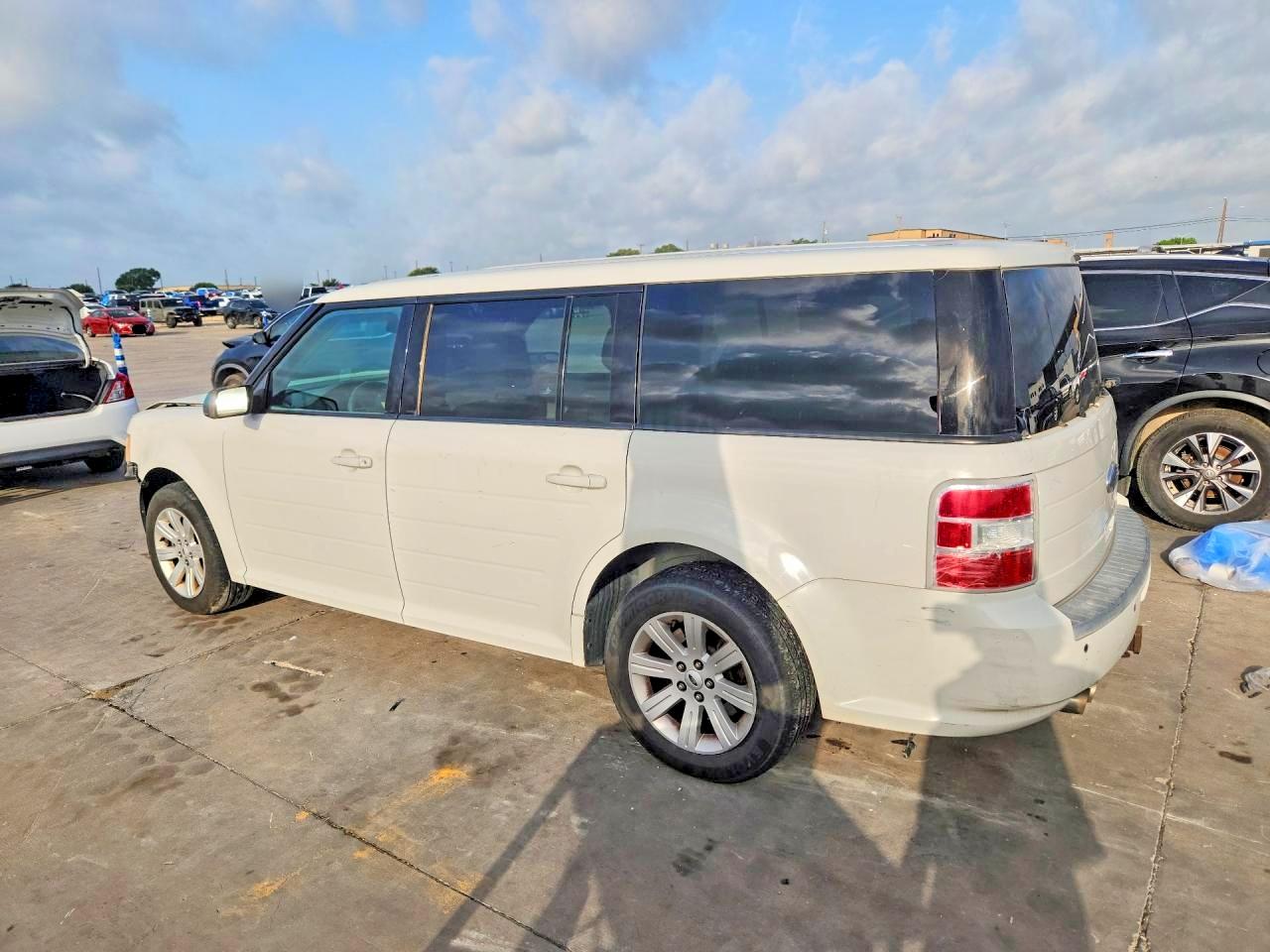 2011 Ford Flex Se Белый vin: 2FMGK5BC3BBD24442