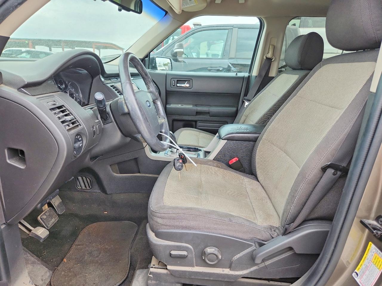 2012 Ford Flex Se Tan vin: 2FMGK5BC7CBD20282