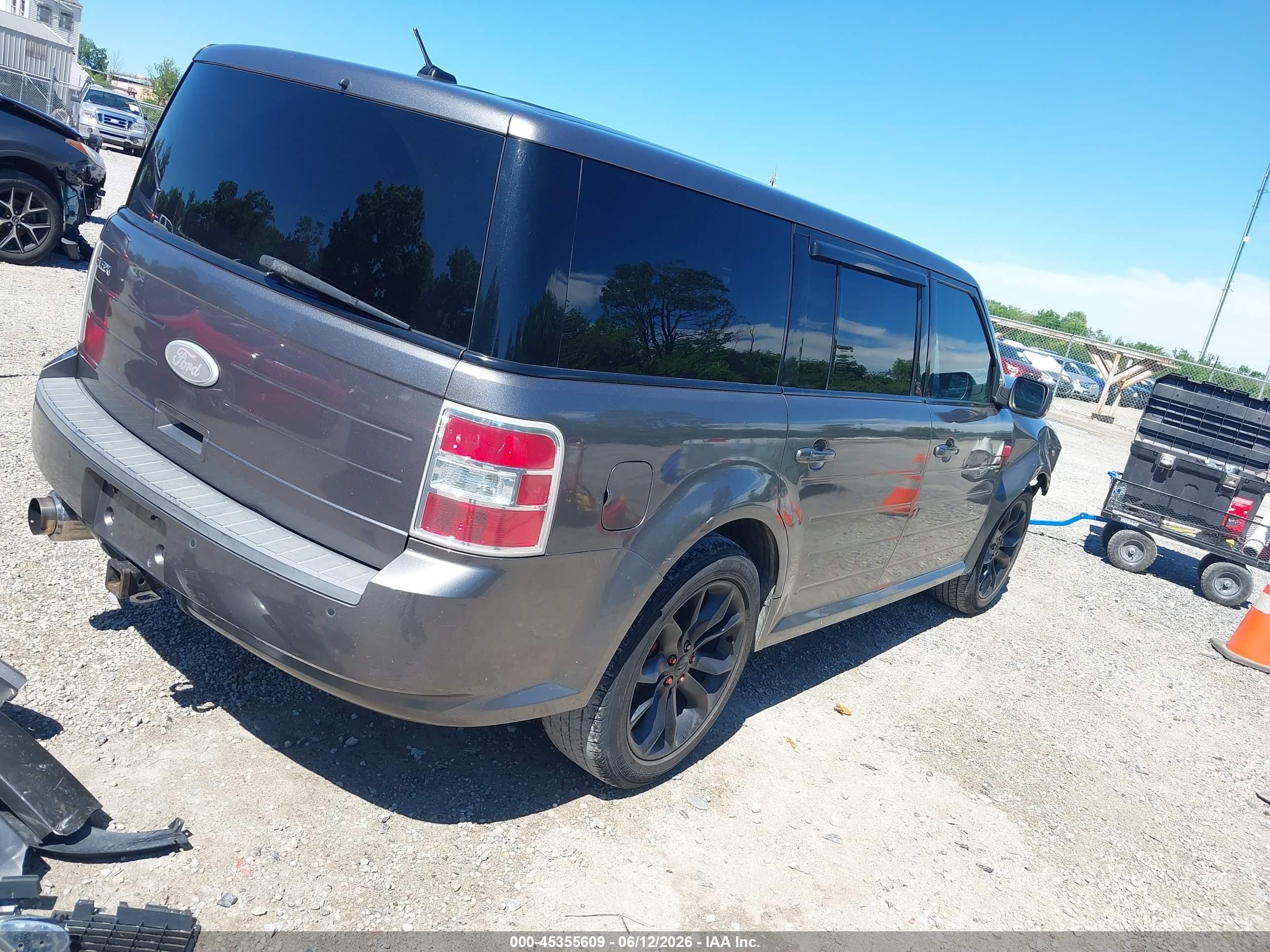 2010 Ford Flex Se Beige vin: 2FMGK5BC9ABA50923