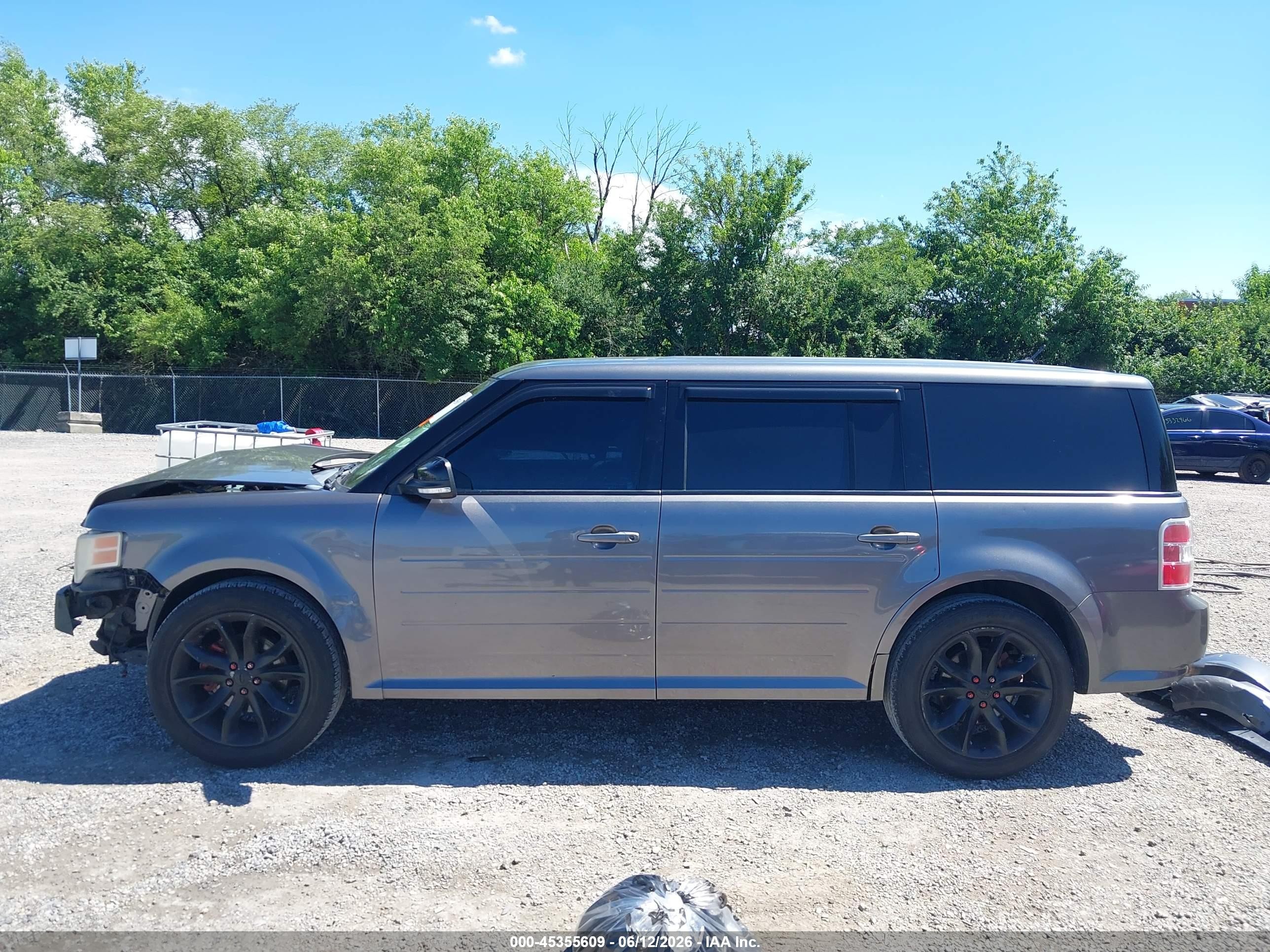 2010 Ford Flex Se Beige vin: 2FMGK5BC9ABA50923