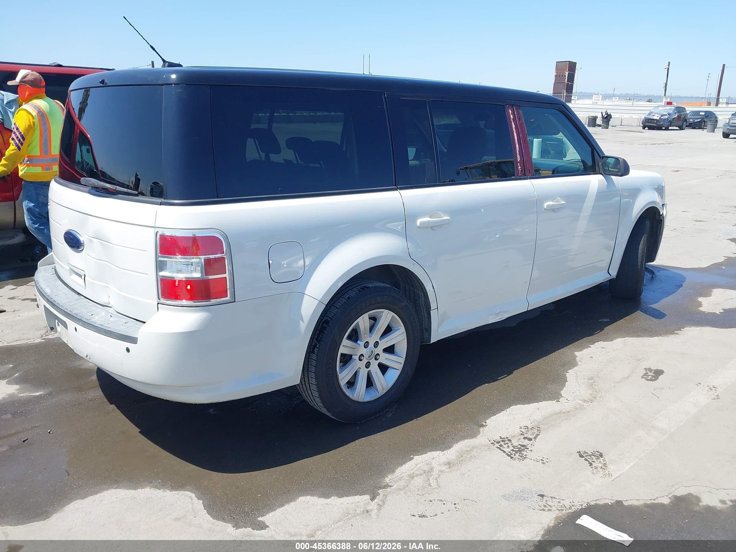 2010 Ford Flex Se White vin: 2FMGK5BCXABB06190