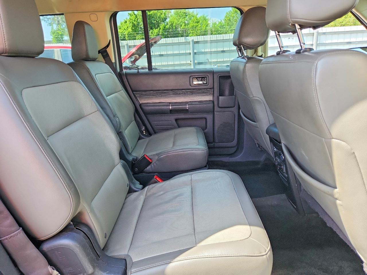 2016 Ford Flex Sel Silver vin: 2FMGK5C81GBA17658