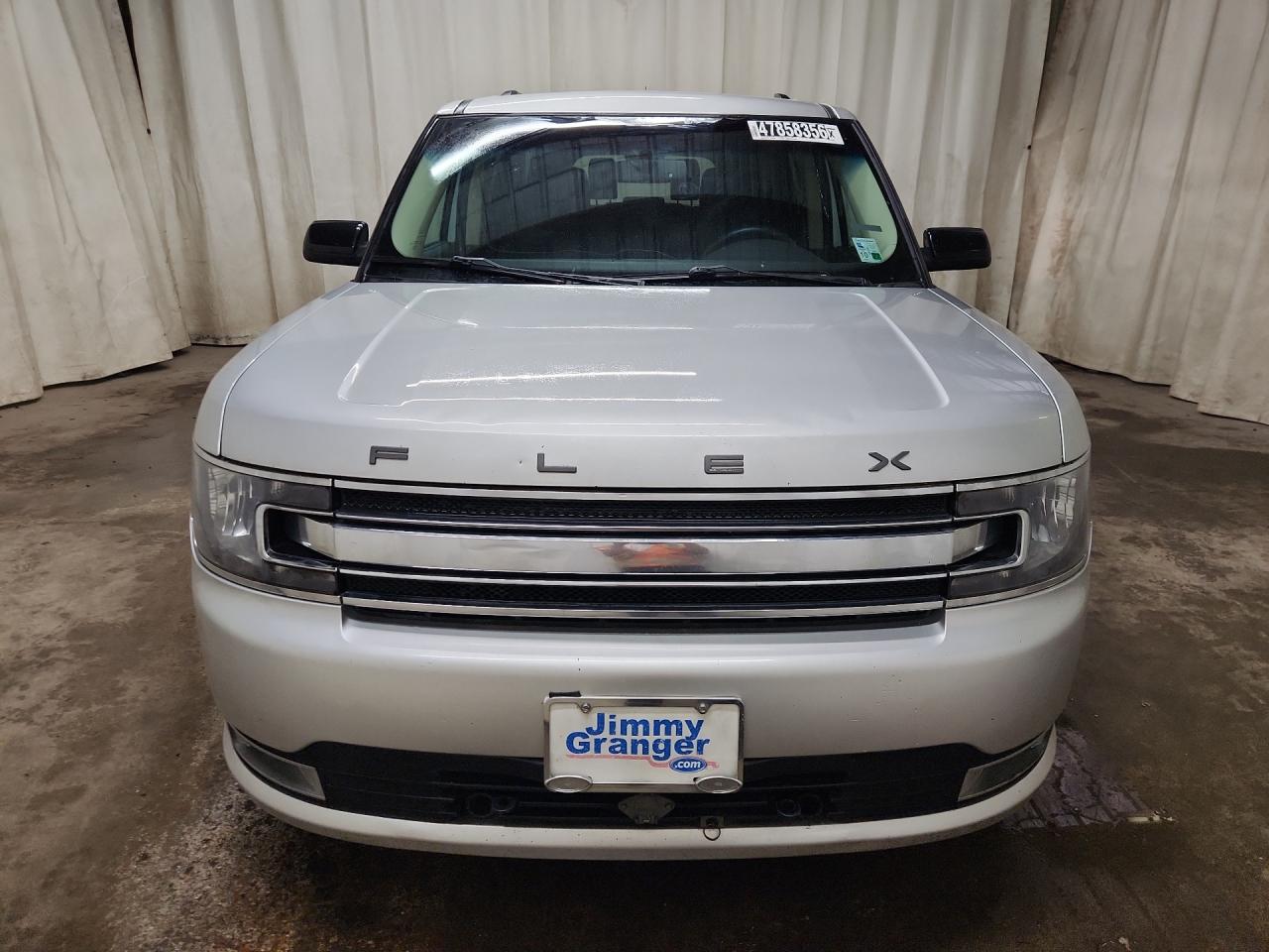 2015 Ford Flex Sel Silver vin: 2FMGK5C82FBA18963 Damage: Windshield, Broken, Replacement Required