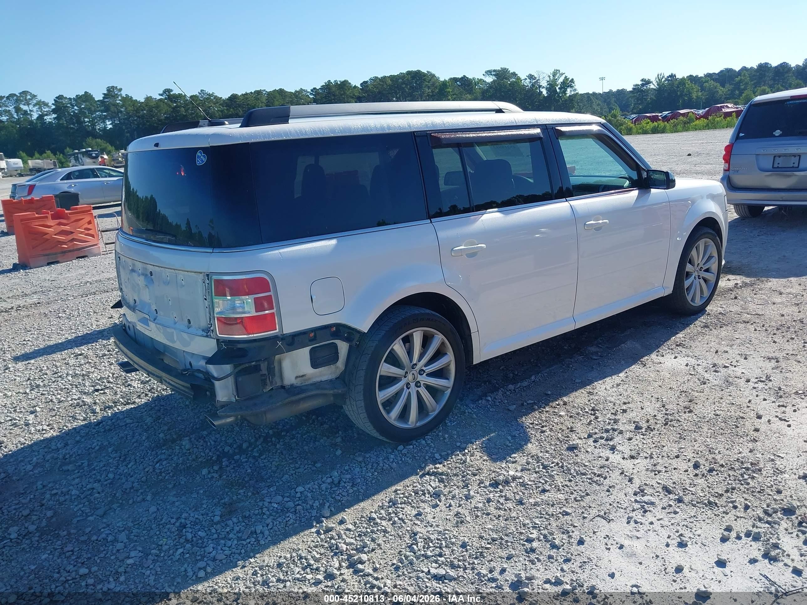 2014 Ford Flex Sel White vin: 2FMGK5C84EBD05896