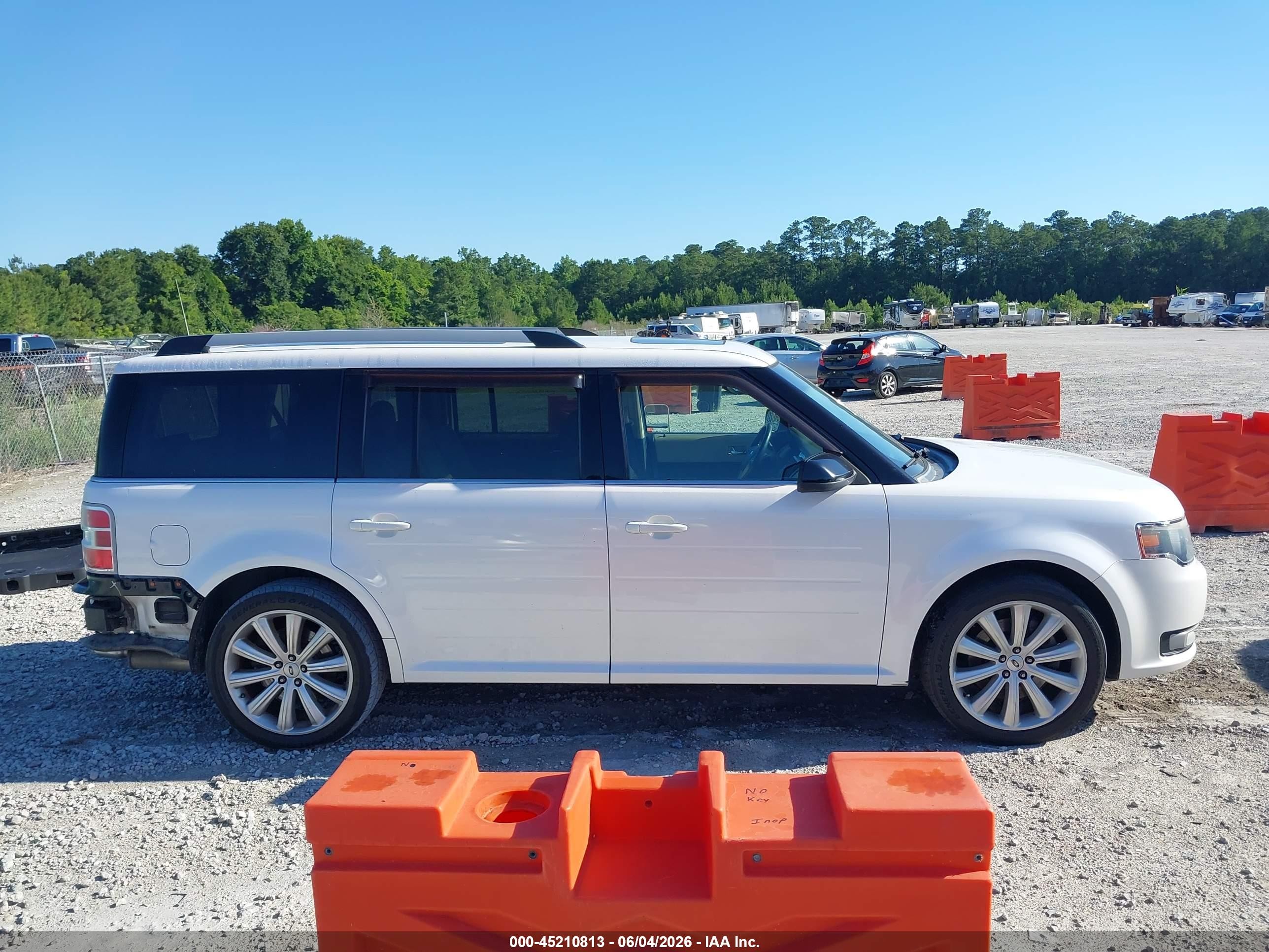 2014 Ford Flex Sel White vin: 2FMGK5C84EBD05896
