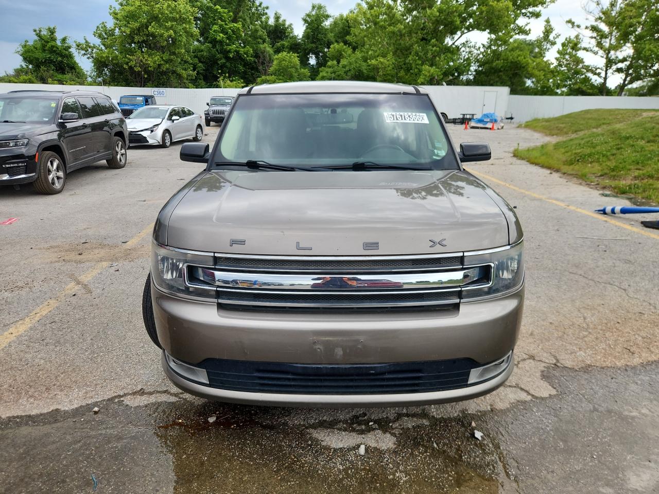 2013 Ford Flex Sel Gray vin: 2FMGK5C8XDBD14102 Damage: Hood, Dent(S) W/ Paint Dmg, 2 To 3 Inches