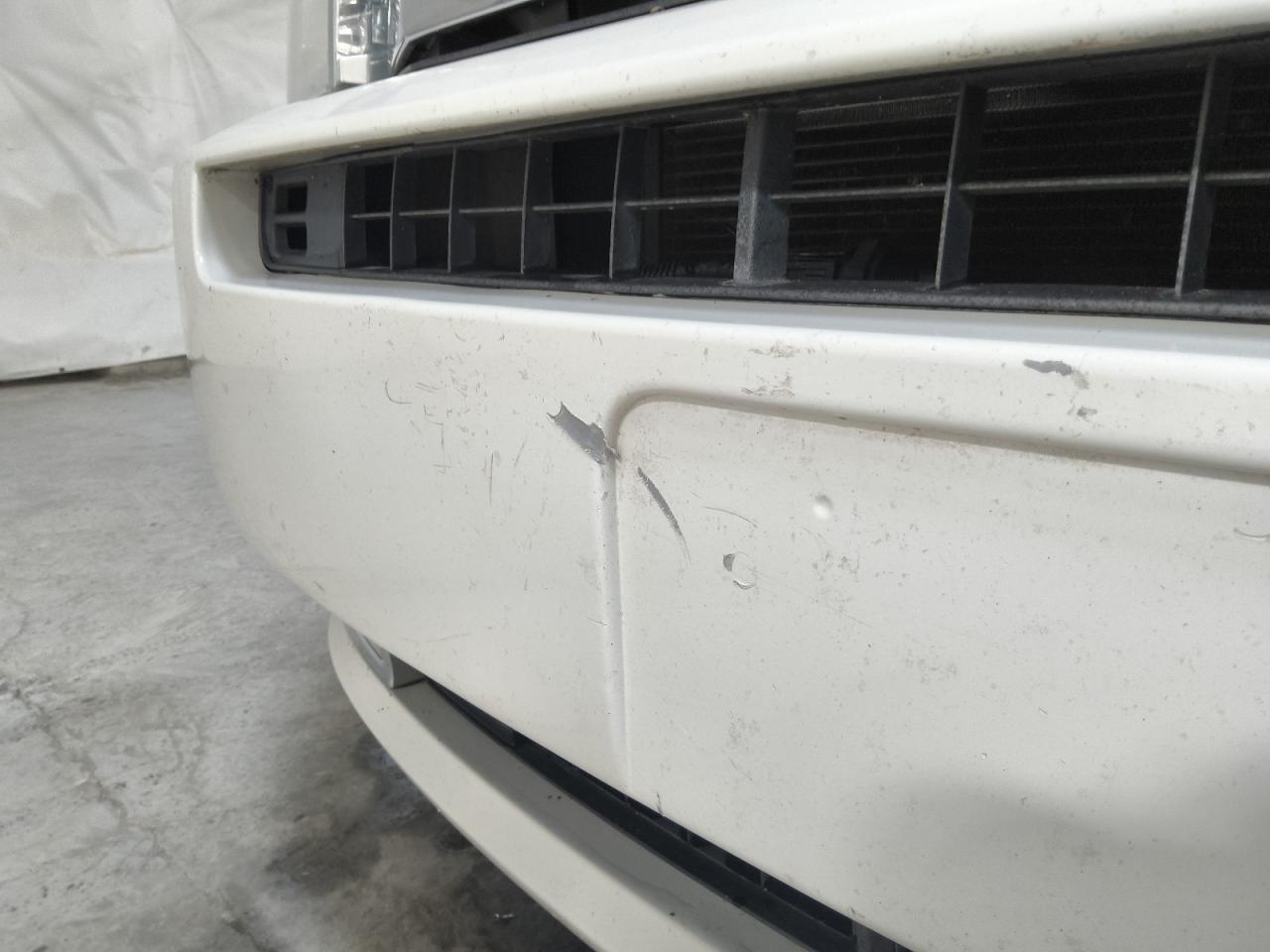 2012 Ford Flex Sel White vin: 2FMGK5CC3CBD21895 Damage: Front Bumper, Heavy Scratch, 7 To 8 Inches
