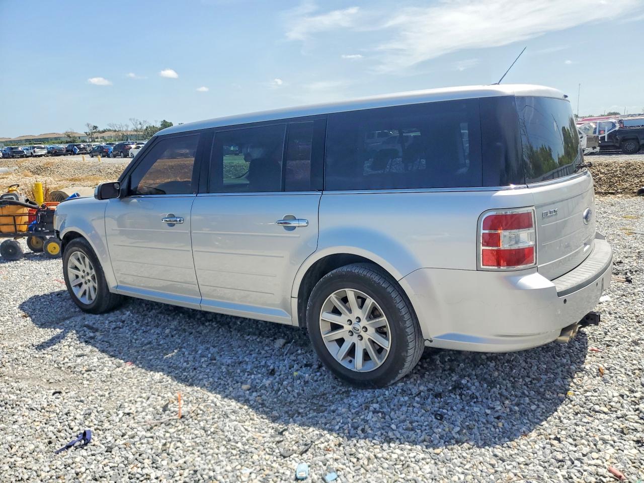 2010 Ford Flex Серебряный vin: 2FMGK5CCXABA34342