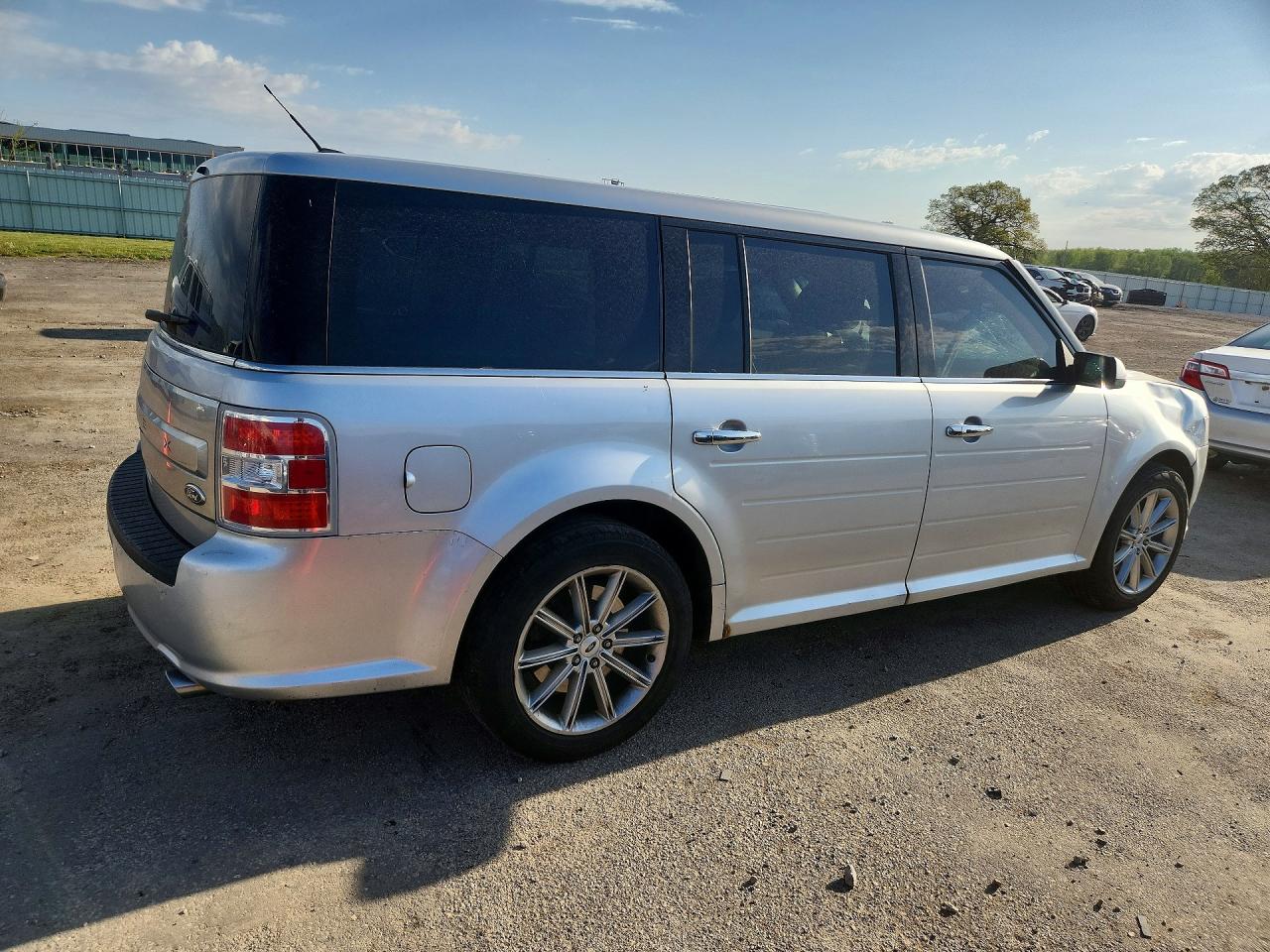 2013 Ford Flex Silver vin: 2FMGK5D80DBD03589