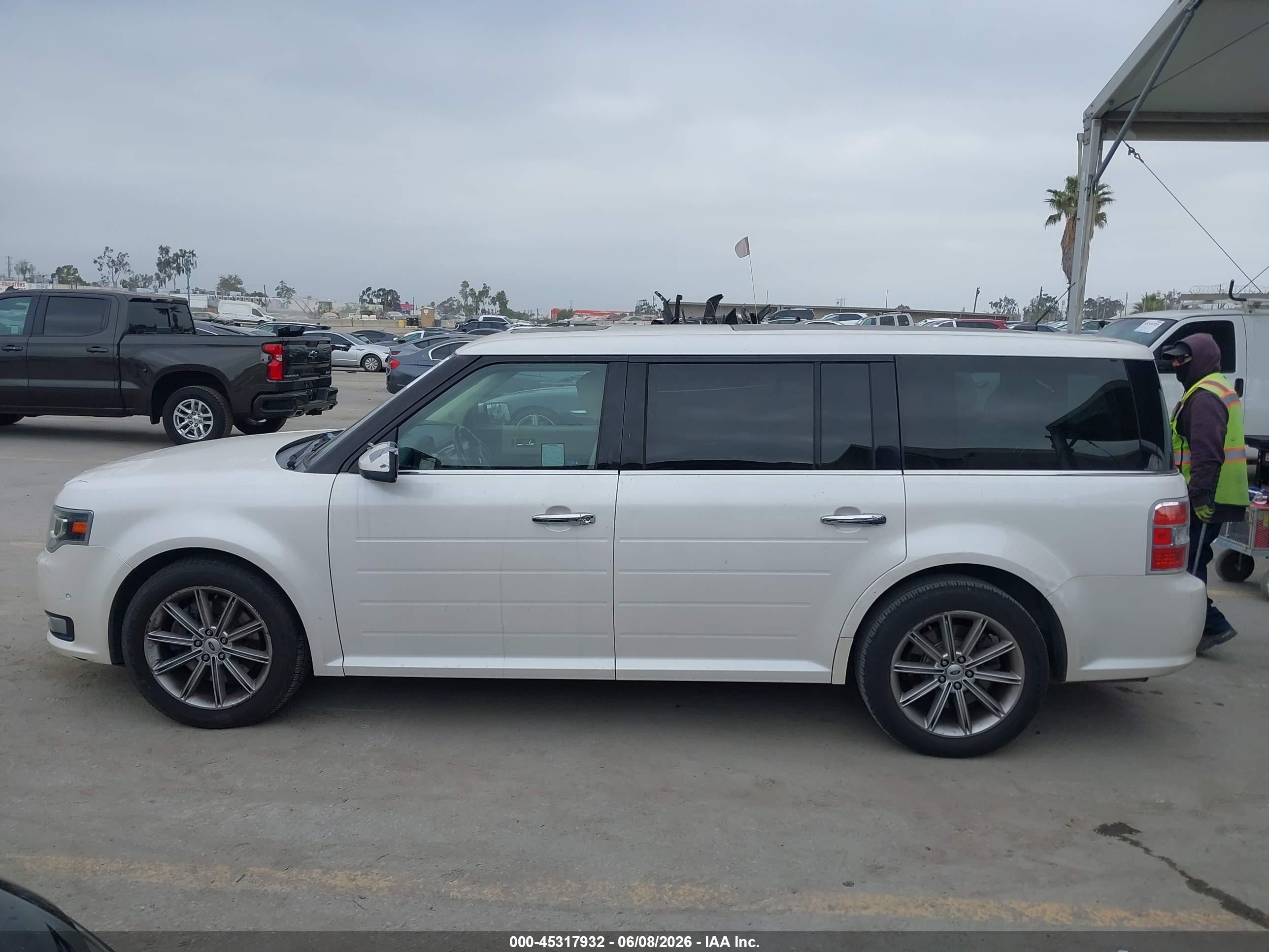 2013 Ford Flex Limited White vin: 2FMGK5D82DBD07093