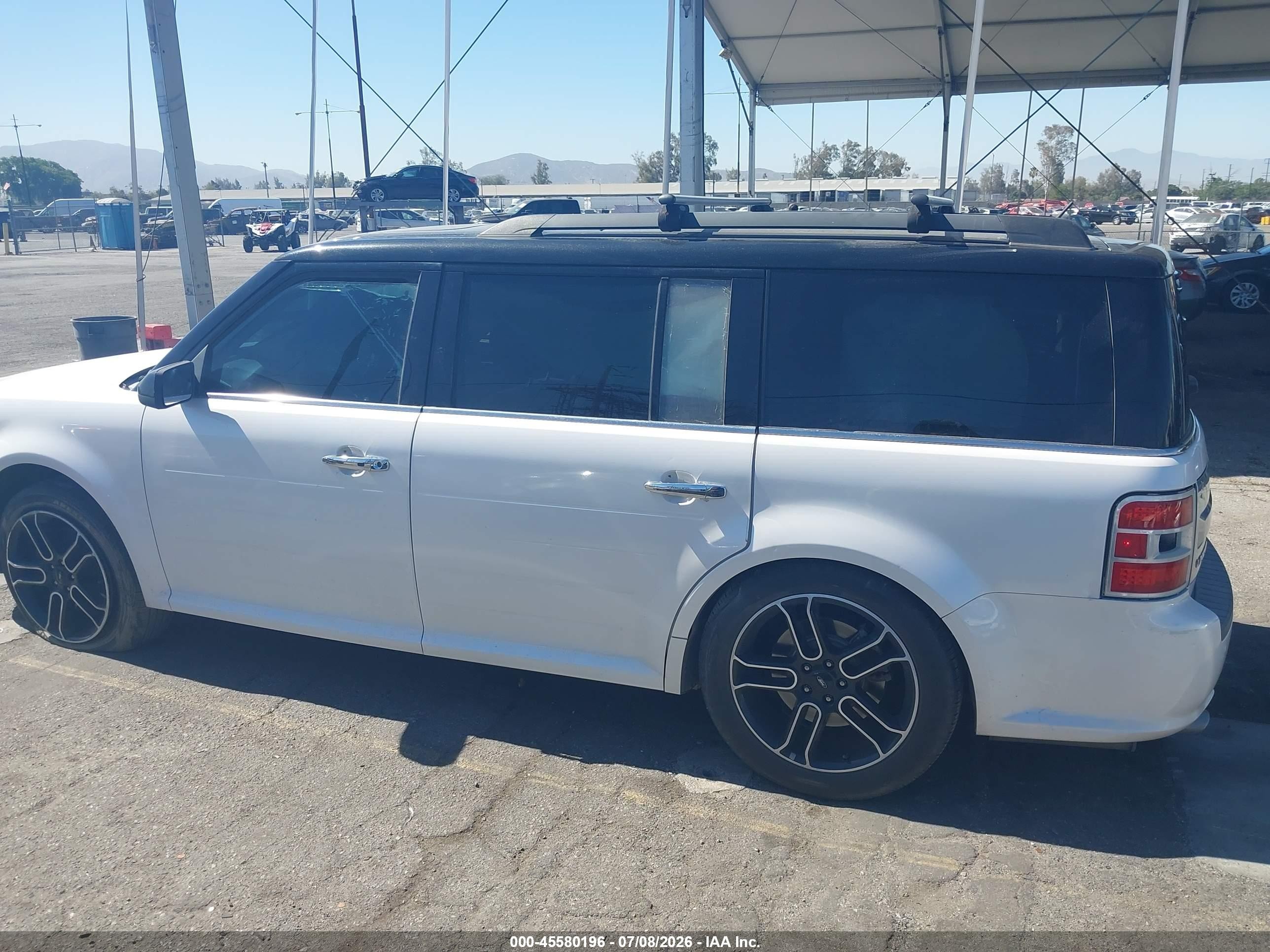 2013 Ford Flex Limited Белый vin: 2FMGK5D83DBD23688