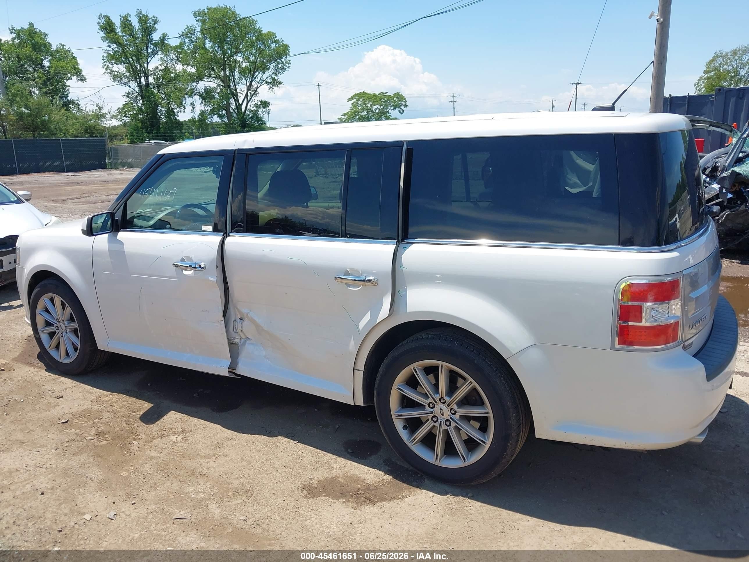 2013 Ford Flex Limited White vin: 2FMGK5D86DBD33387