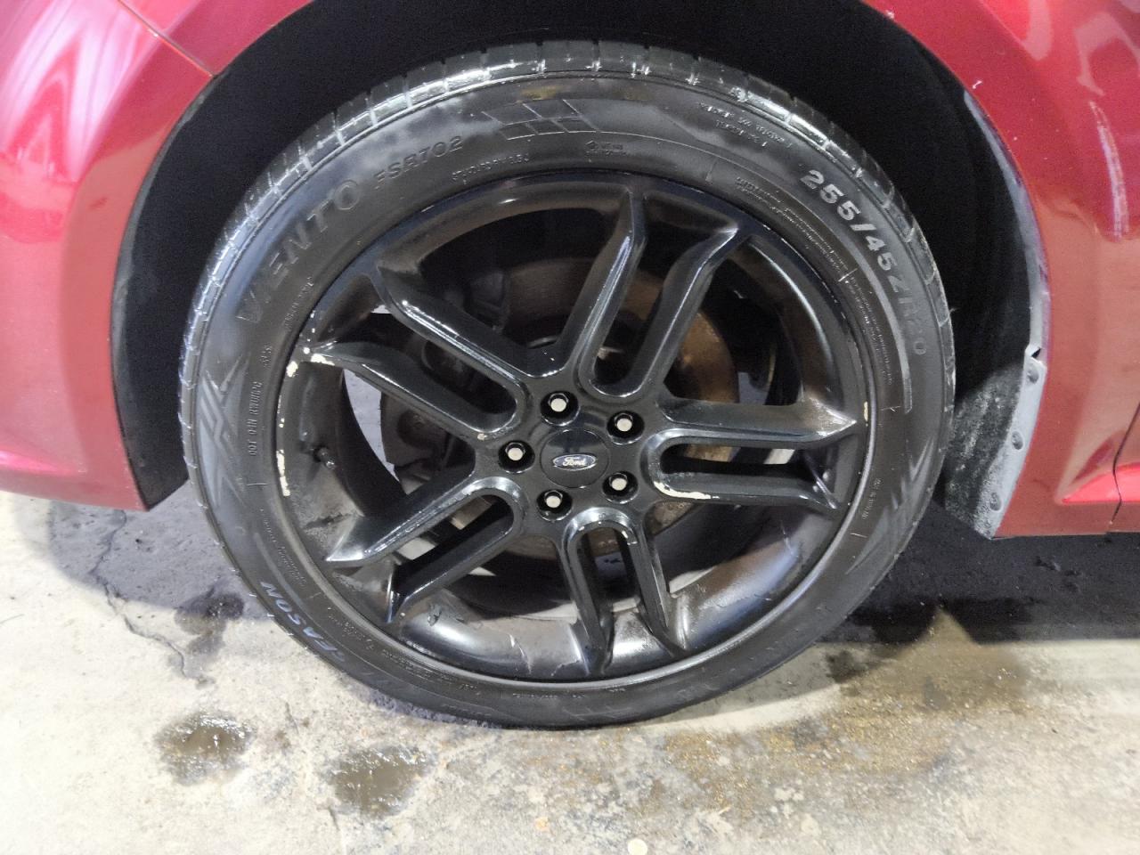 2014 Ford Flex Limited Red vin: 2FMGK5D86EBD23041 Damage: Left Front Wheel, Curb Rash, 9 To 10 Inches