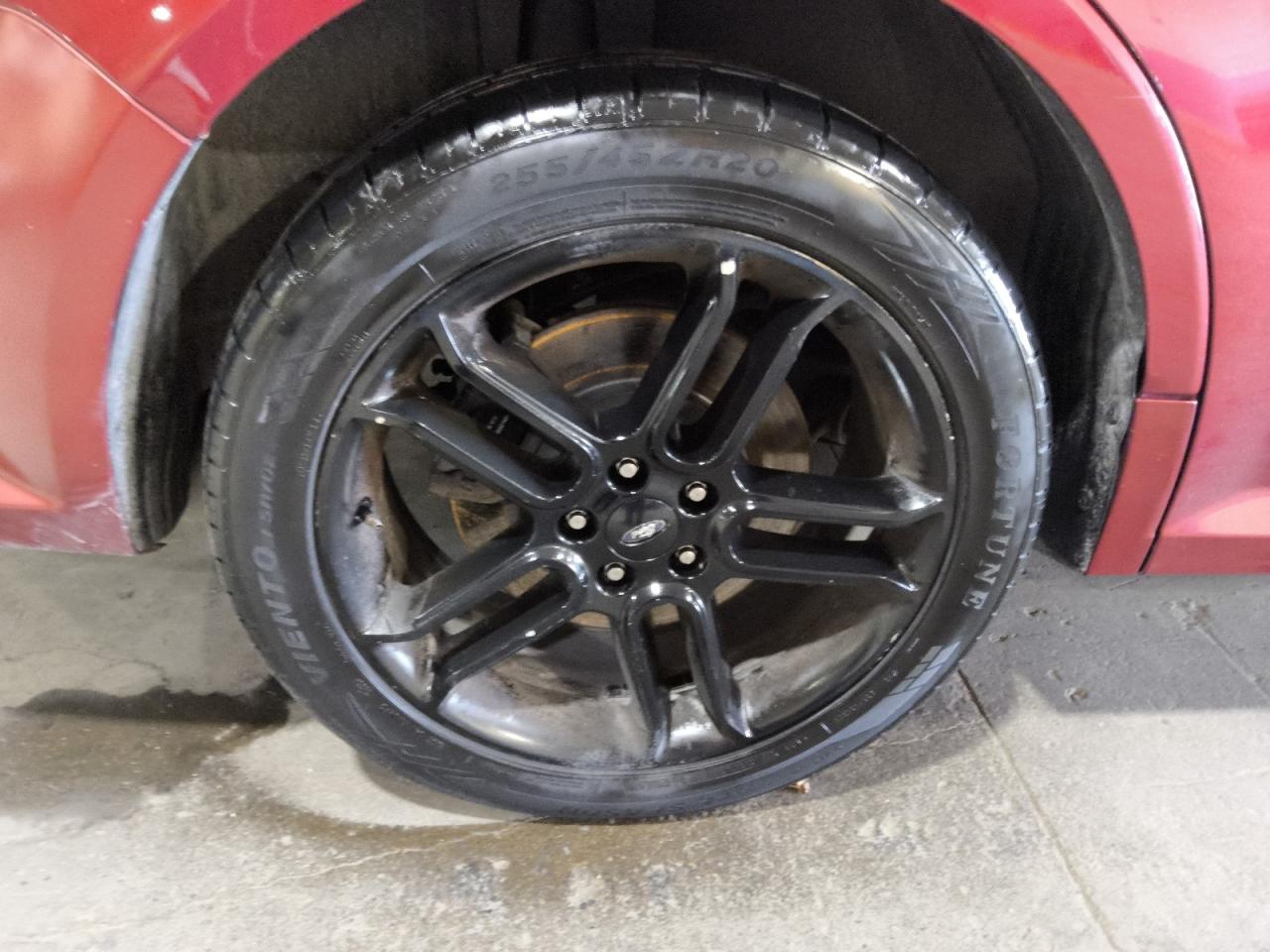 2014 Ford Flex Limited Red vin: 2FMGK5D86EBD23041 Damage: Right Rear Wheel, Curb Rash, 9 To 10 Inches