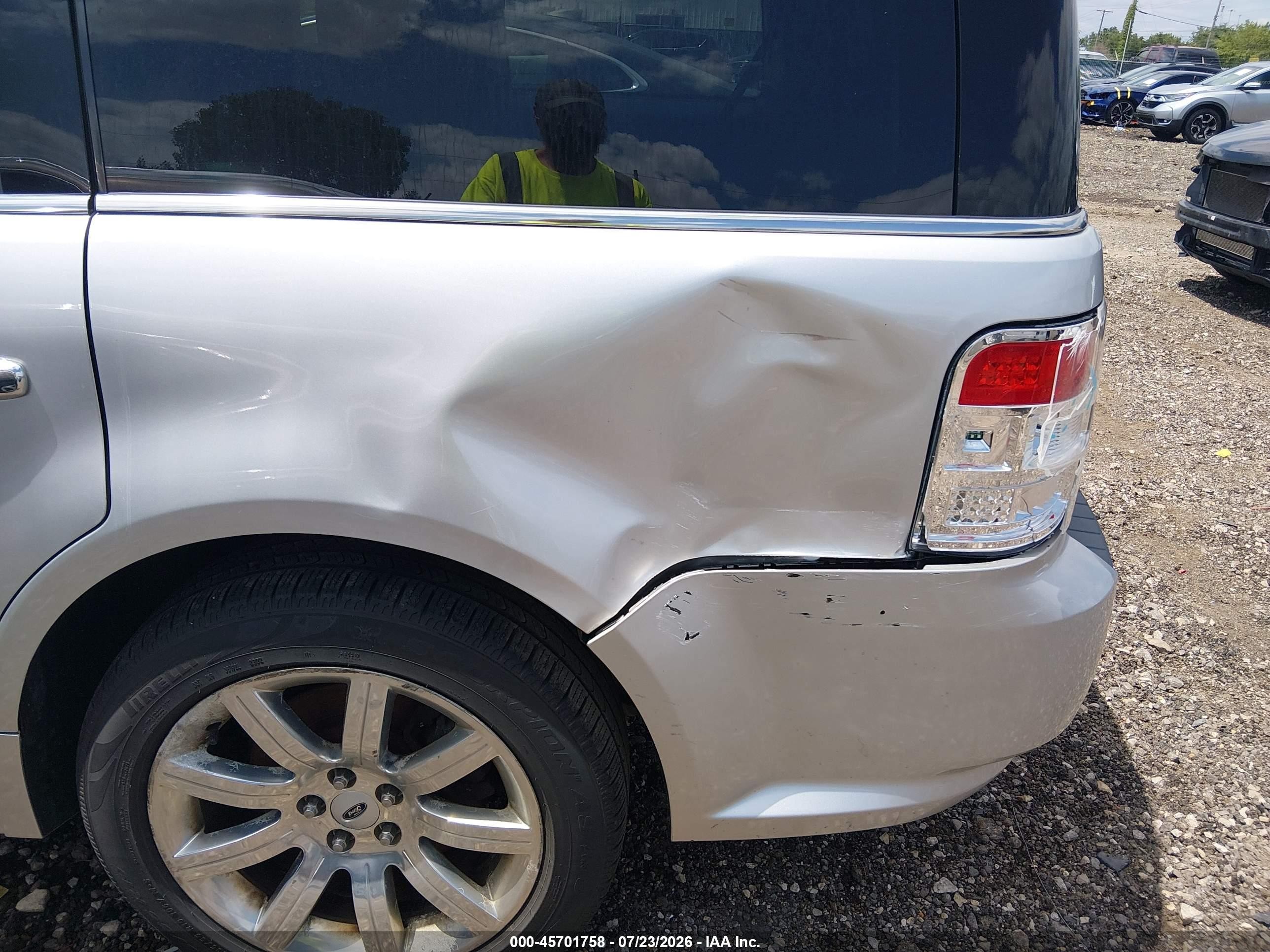 2012 Ford Flex Limited Silver vin: 2FMGK5DC2CBD00941